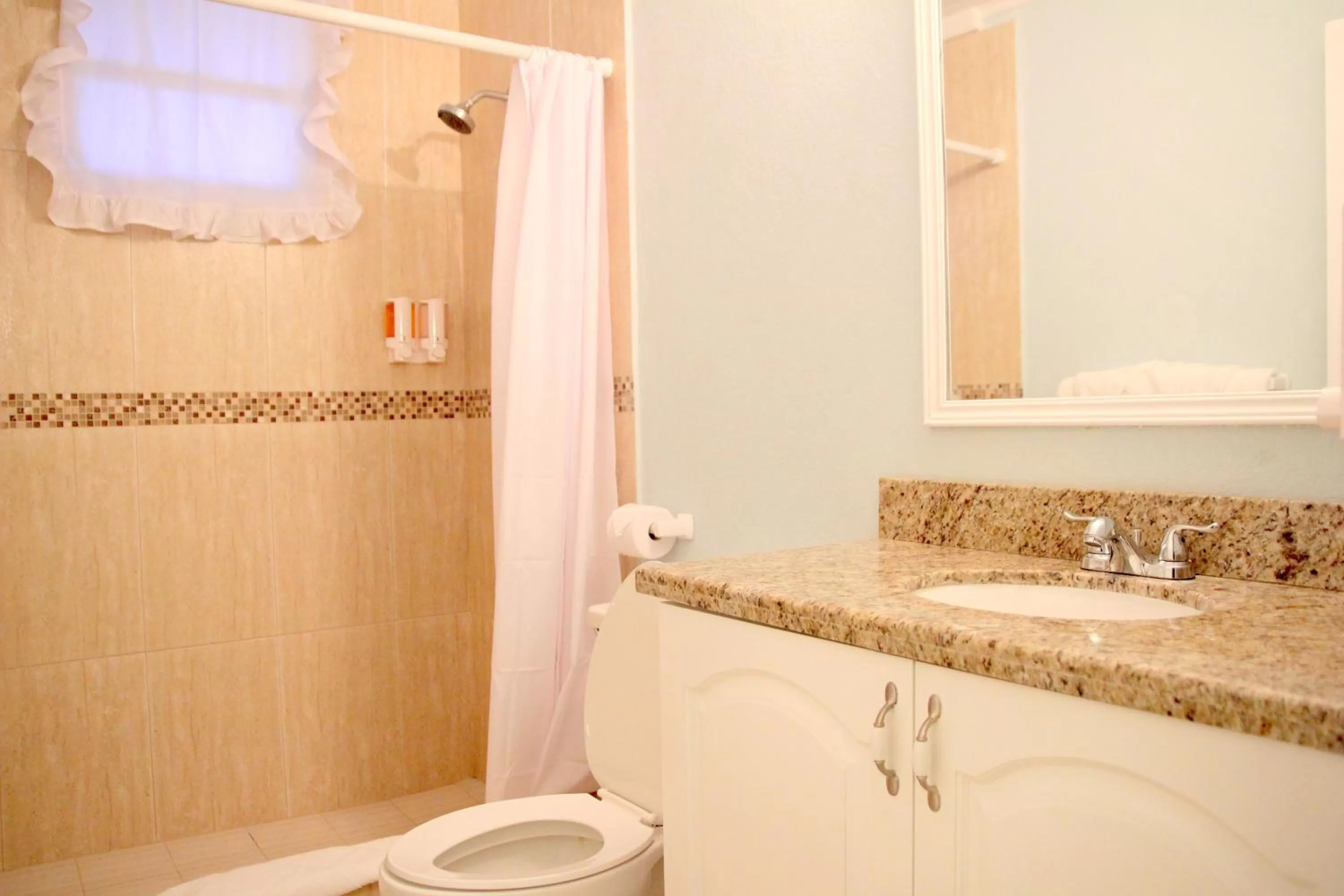 Bathroom in Dover Beach Hotel