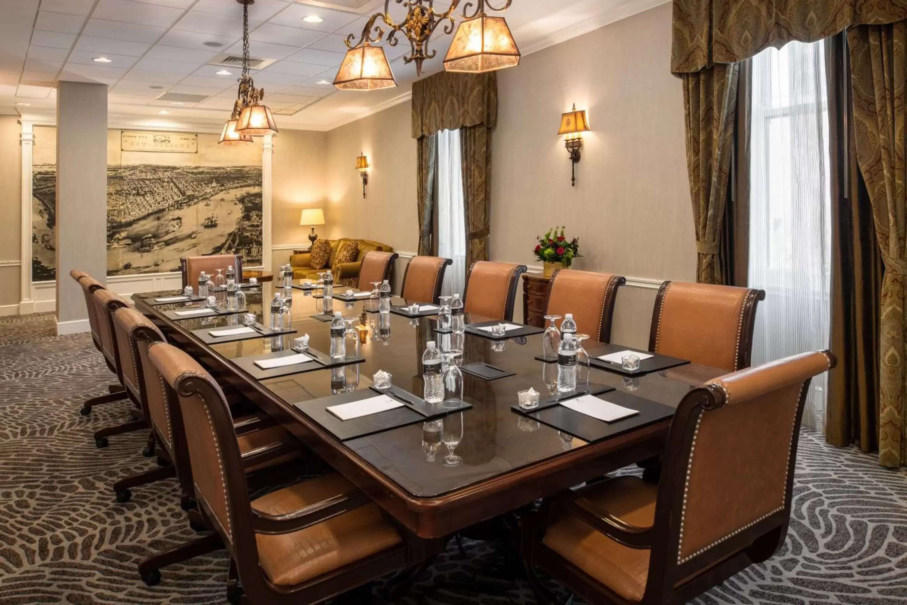 Meeting/conference room in The Roosevelt Hotel New Orleans - Waldorf Astoria Hotels & Resorts
