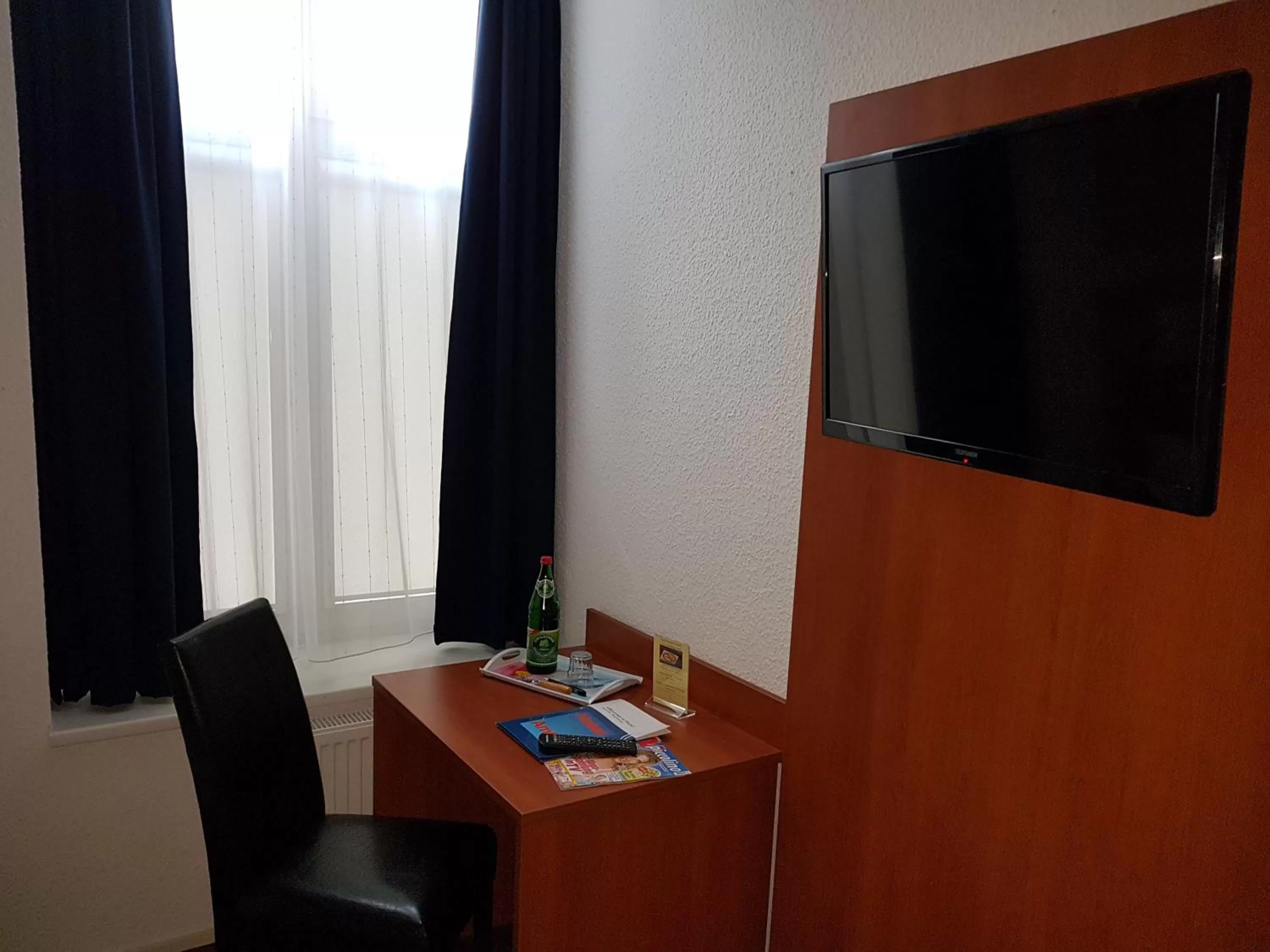 Photo of the whole room in Hotel Amber Altstadt