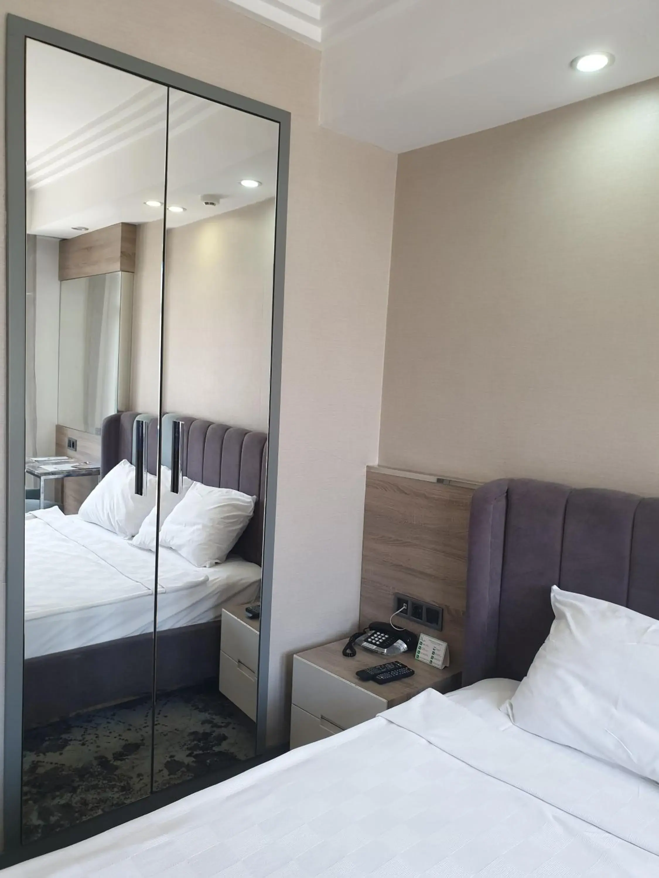 Bed in Hotel Marla Bed in Hotel Marla