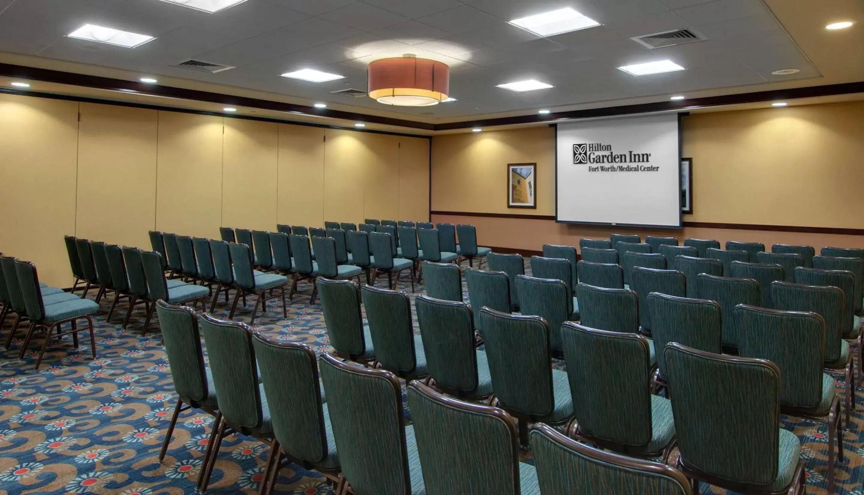 Meeting/conference room in Hilton Garden Inn Fort Worth Medical Center