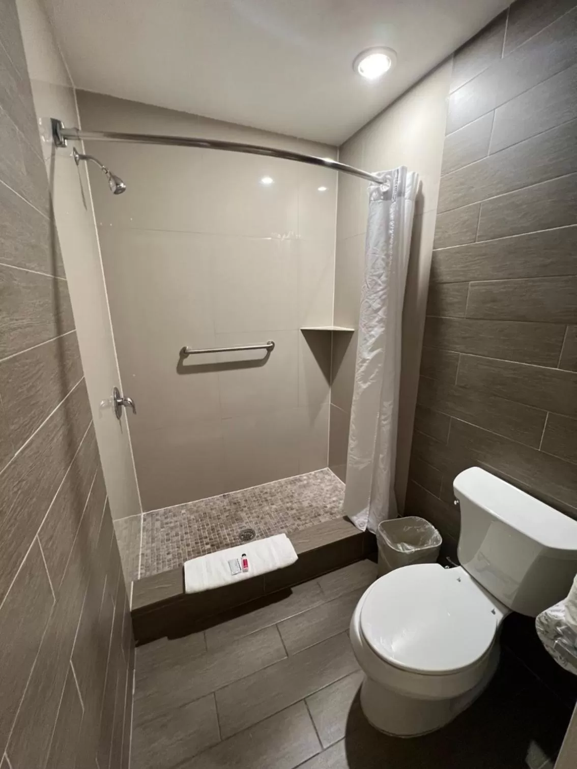 Bathroom in Super 8 by Wyndham McAllen-Downtown-Airport-LA Plaza Mall