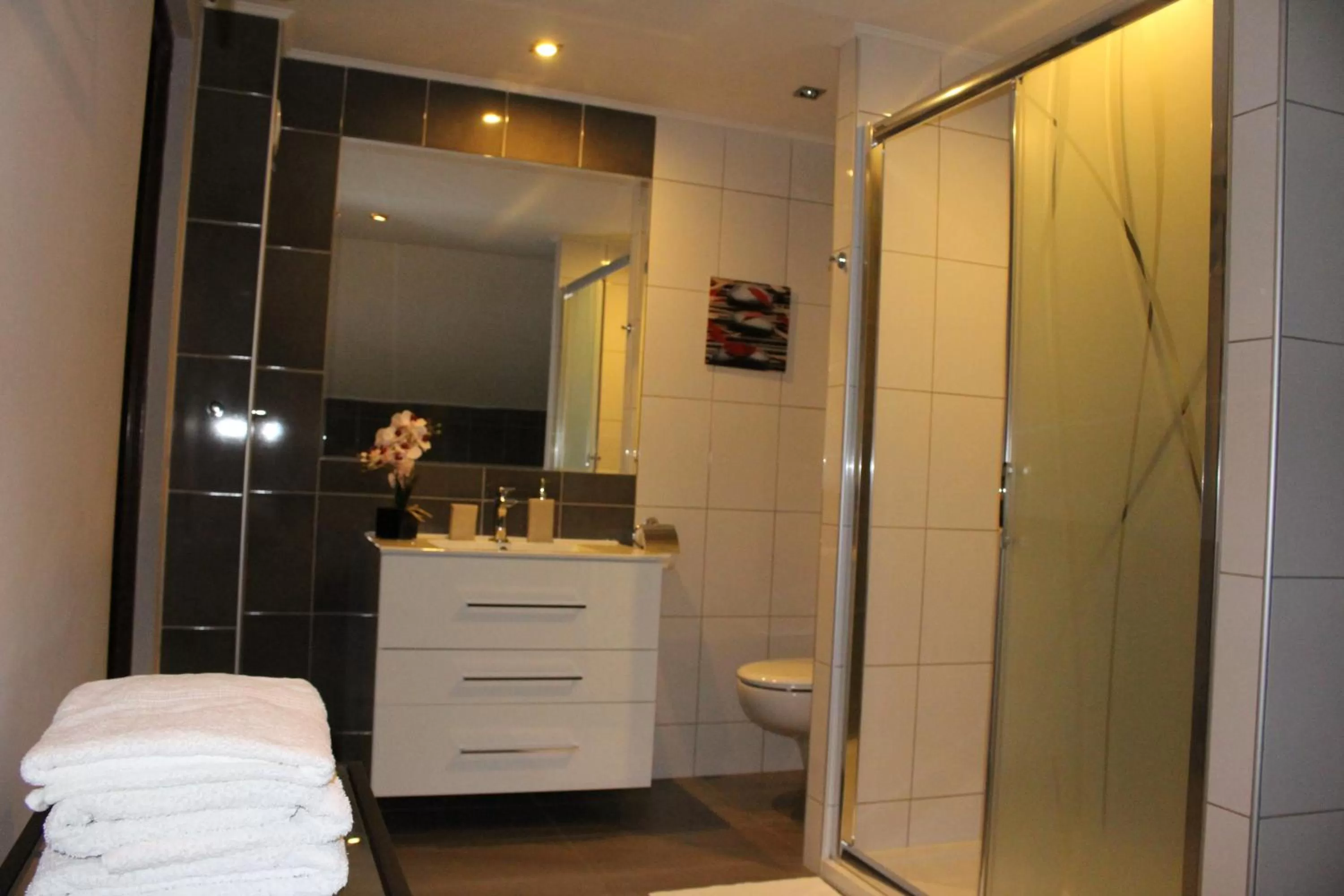 Bathroom in PIANO CAFE b&b