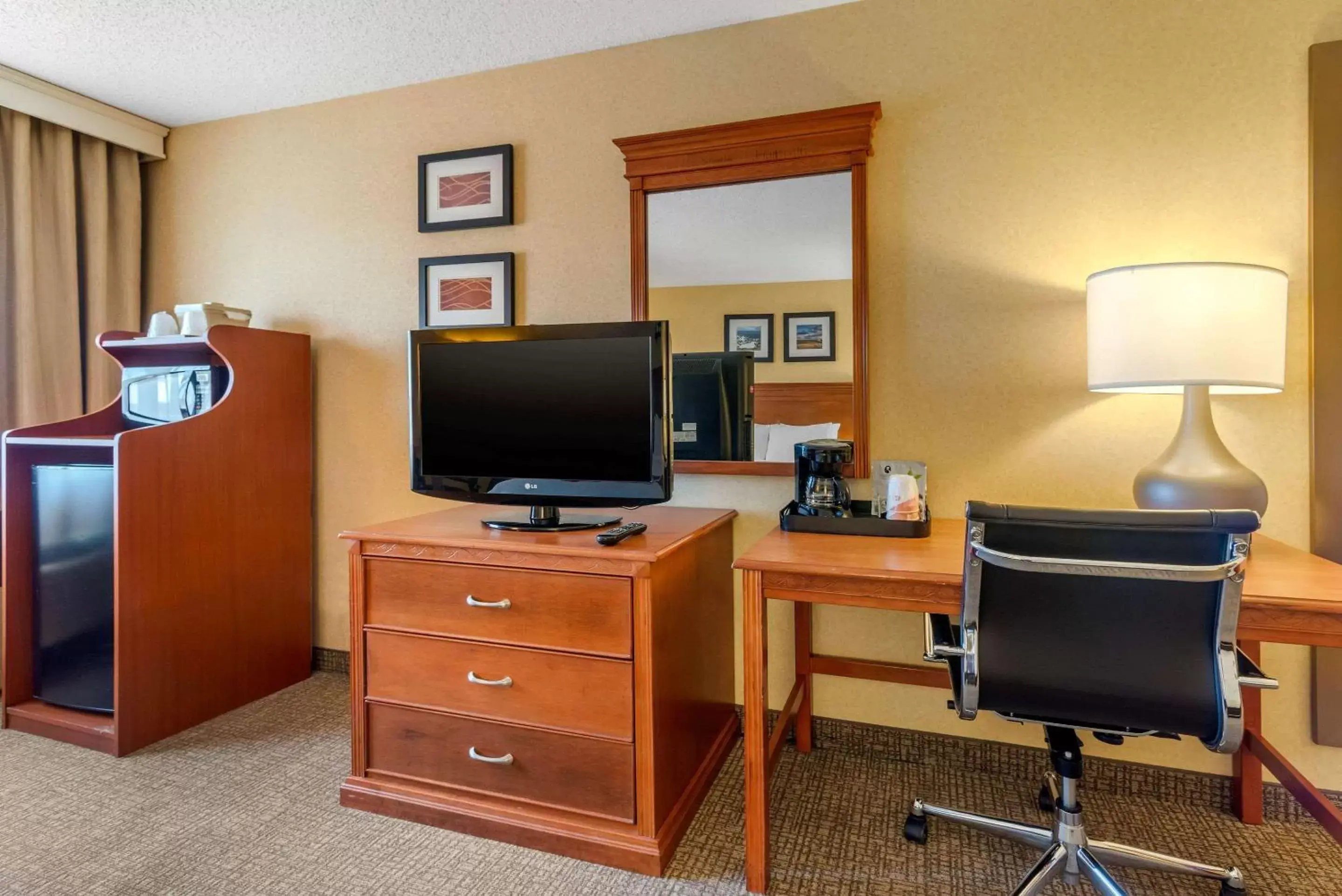 Photo of the whole room in Quality Inn I-25