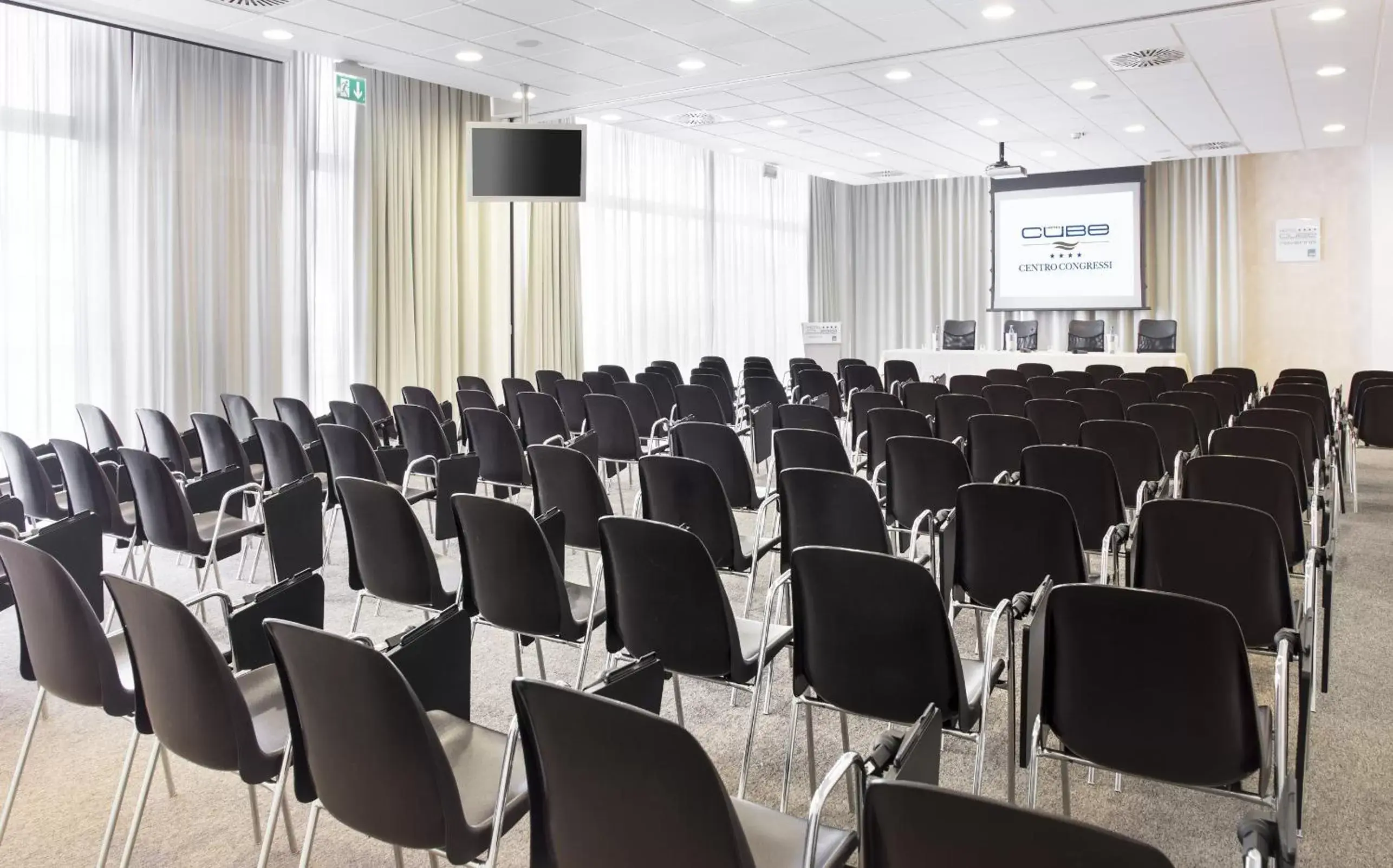 Meeting/conference room in Hotel Cube