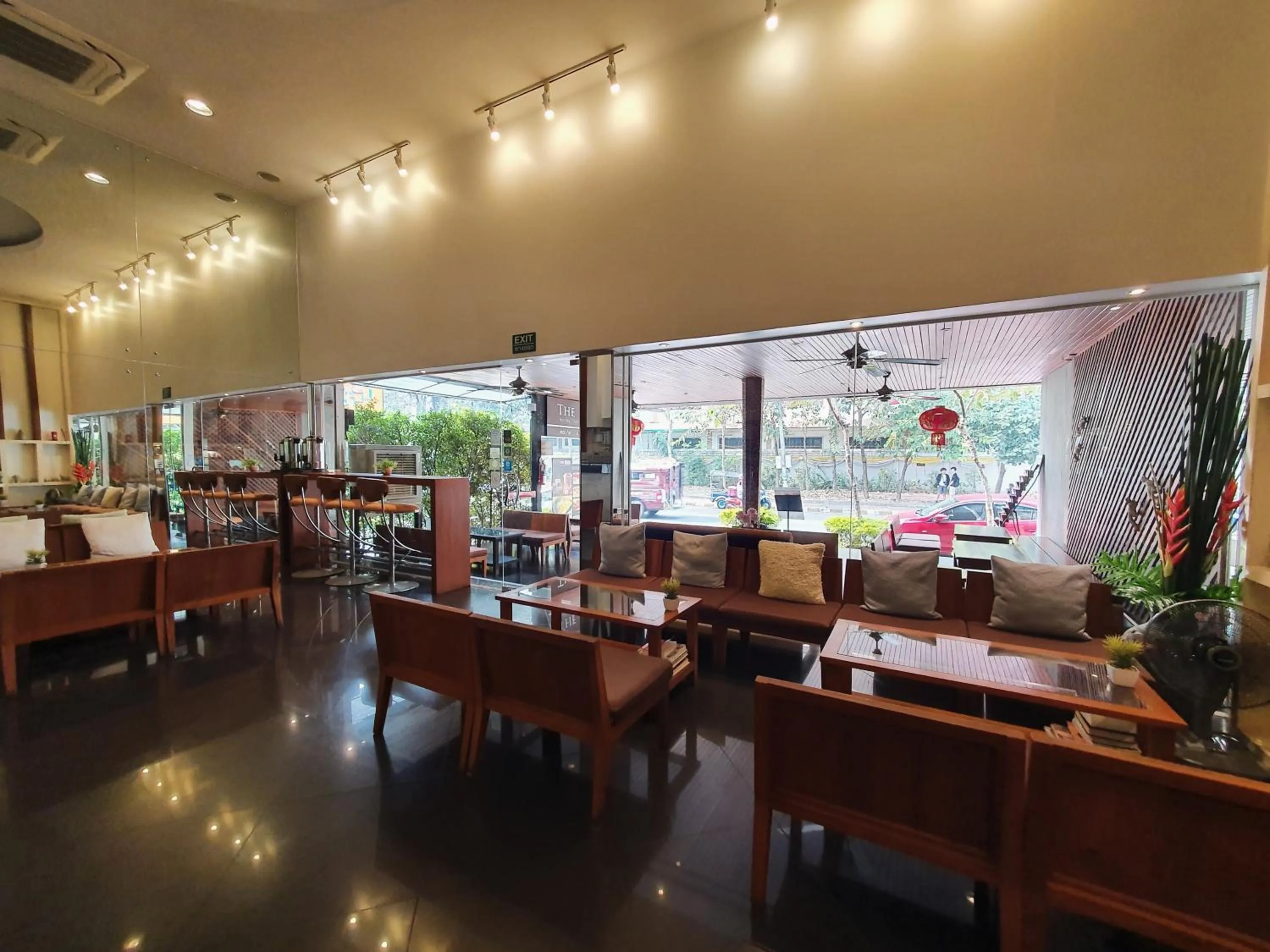 Restaurant/places to eat in The Sila Boutique Bed & Breakfast