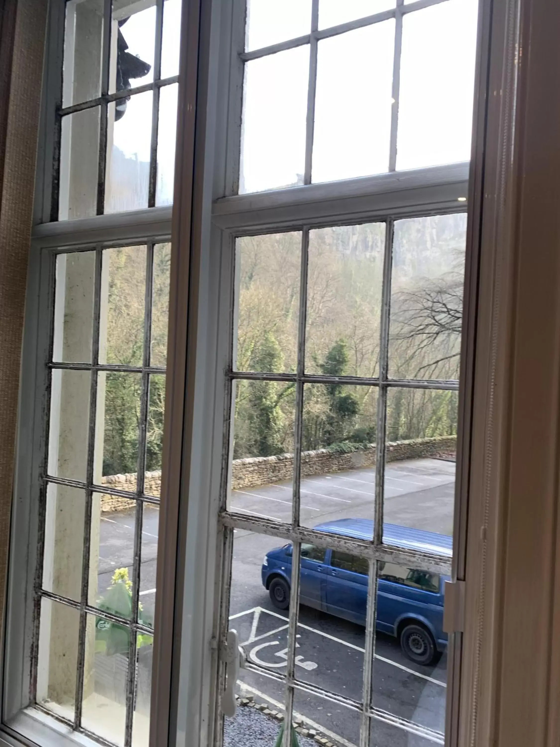 Bedroom, View in High Tor Hotel