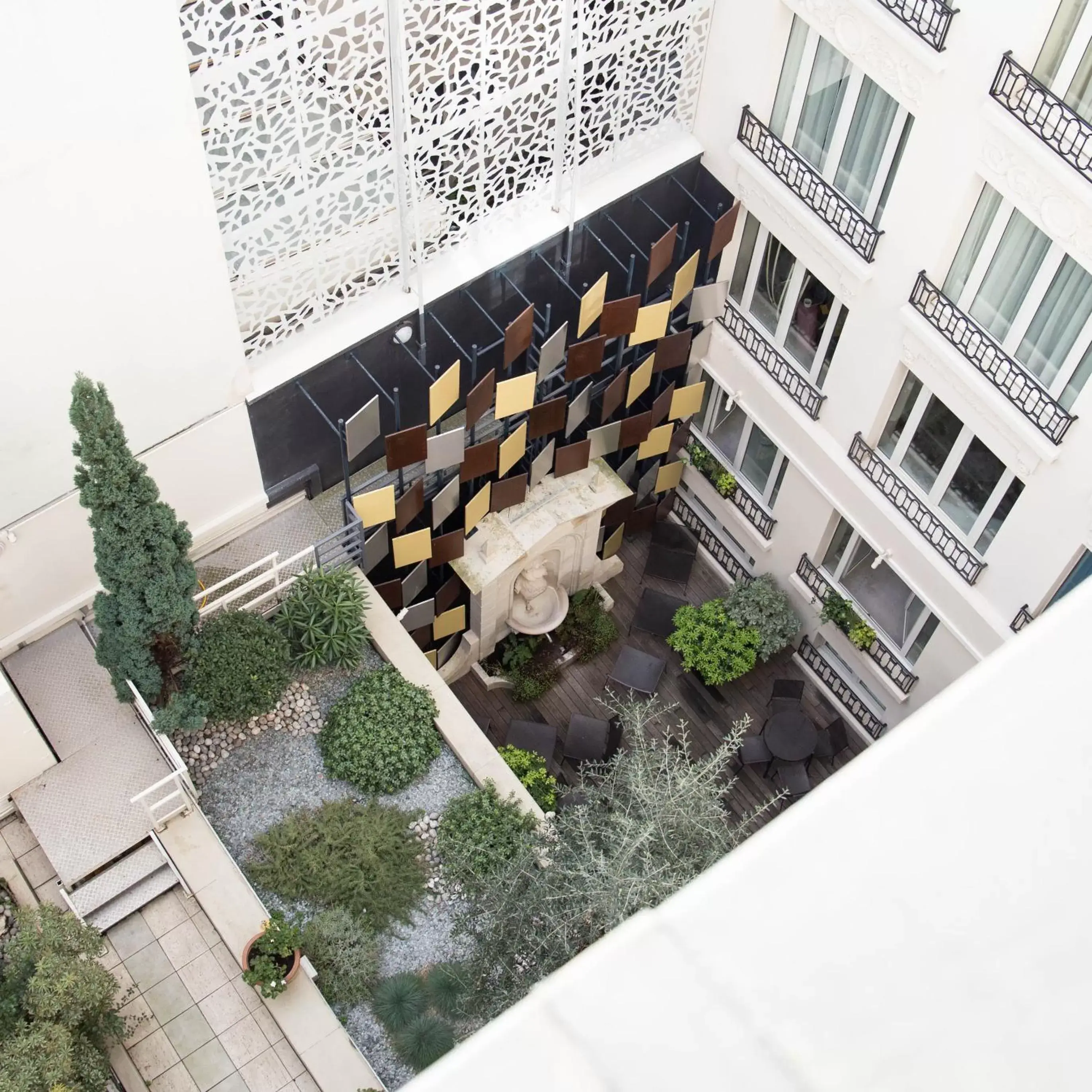 Balcony/Terrace in Rochester Champs Elysees