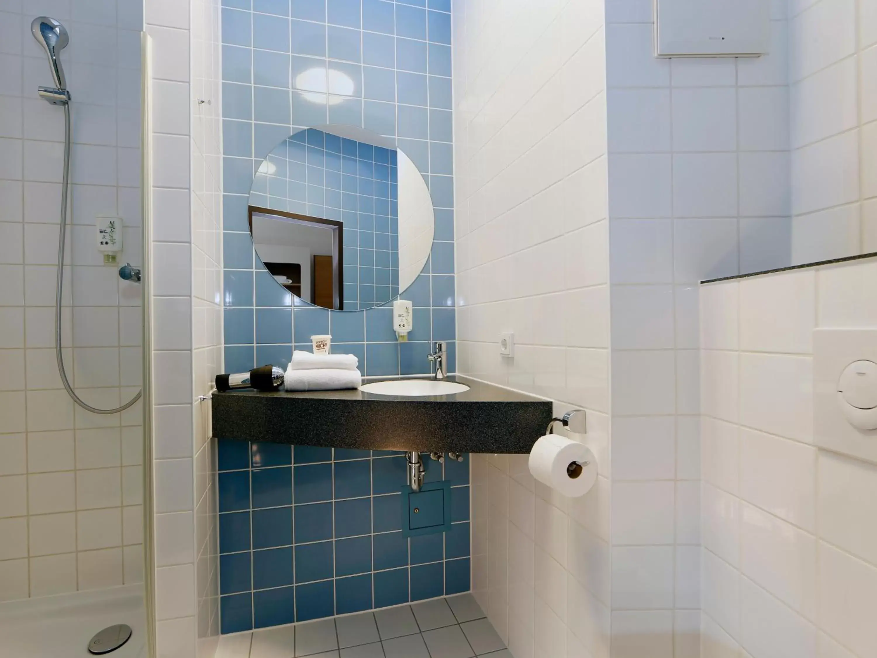 Shower, Bathroom in B&B Hotel Berlin-Charlottenburg