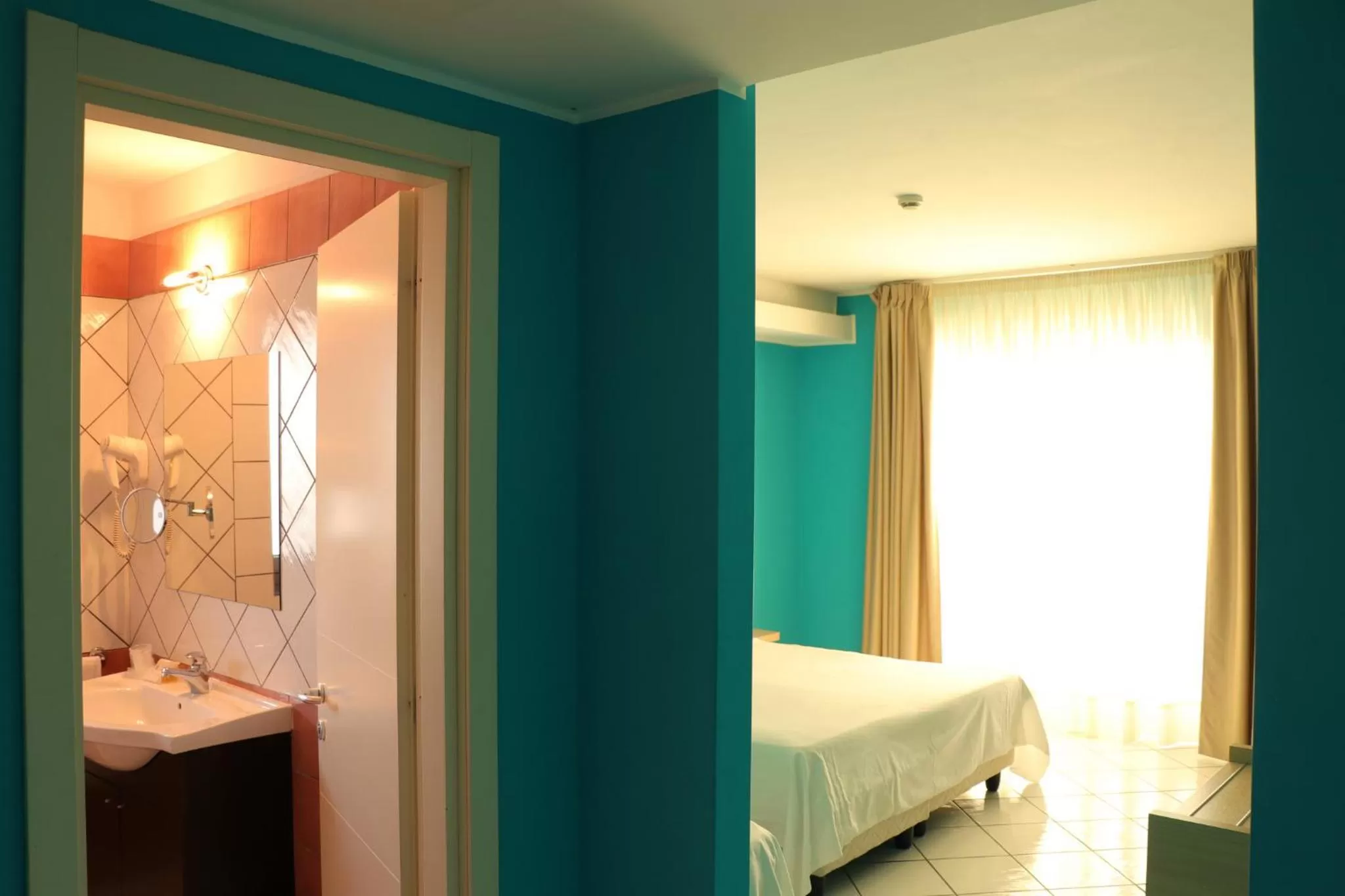 Banquet/Function facilities, Bed in Hotel Ancora