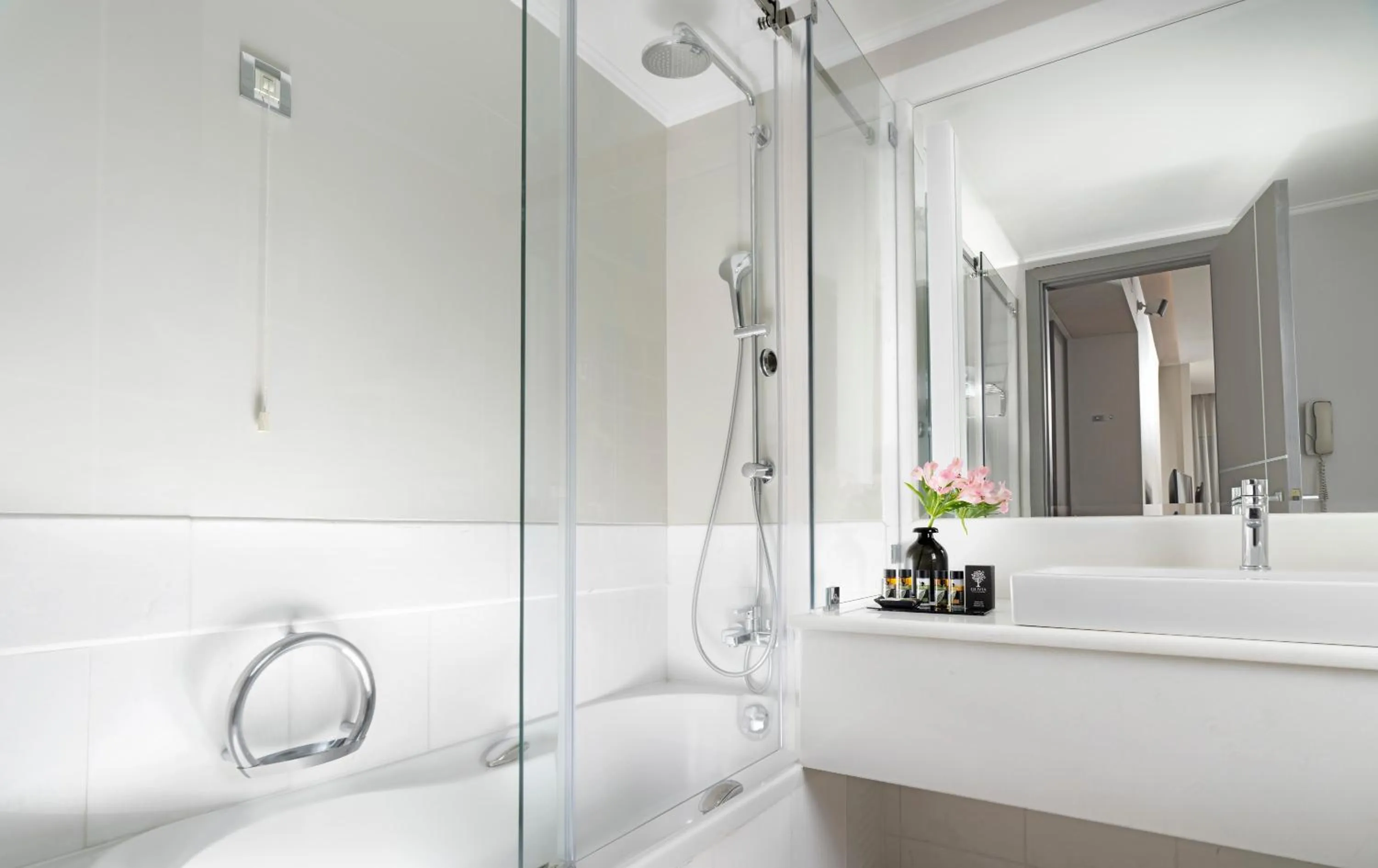 Bathroom in Holiday Suites