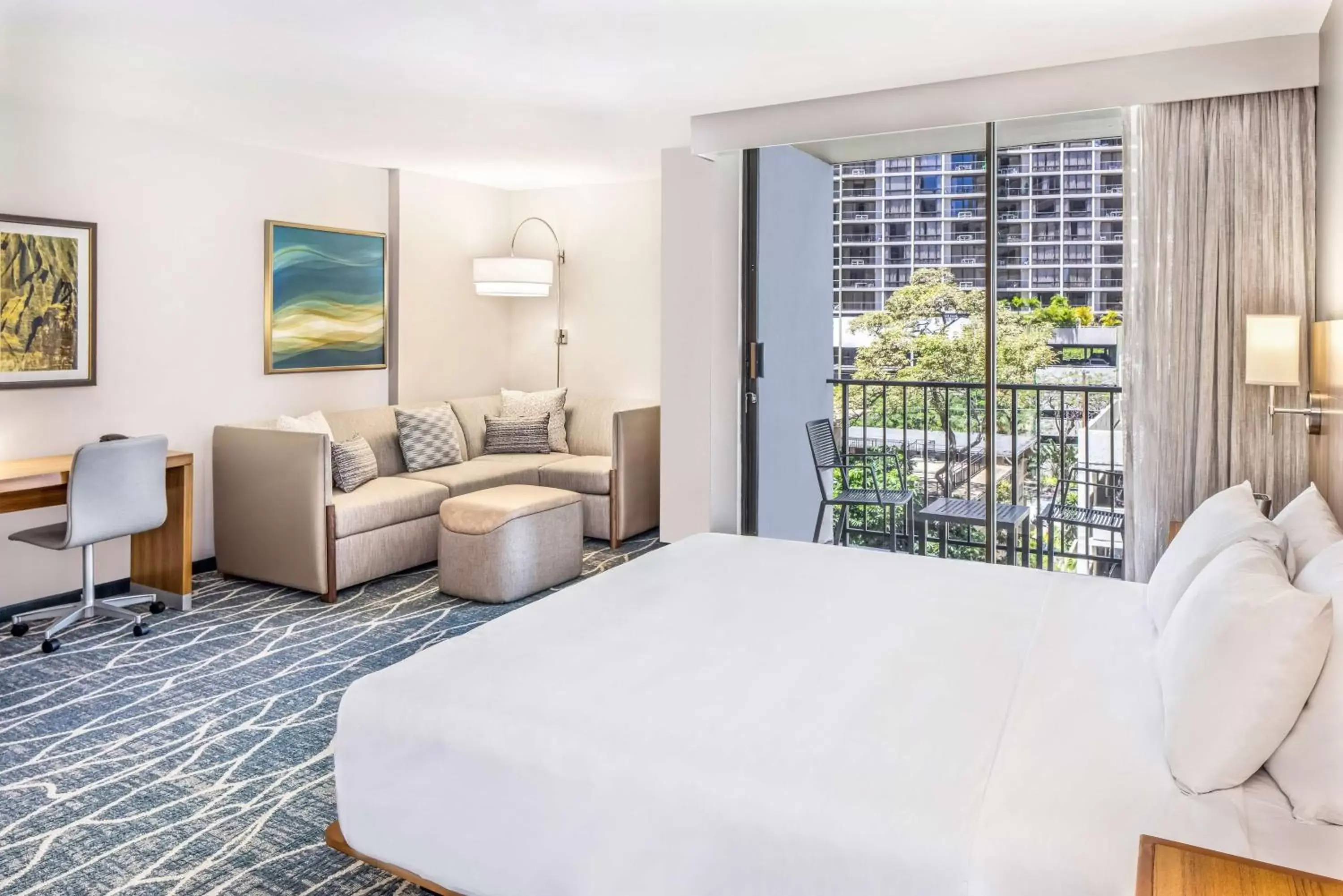 Bedroom in Hyatt Place Waikiki Beach