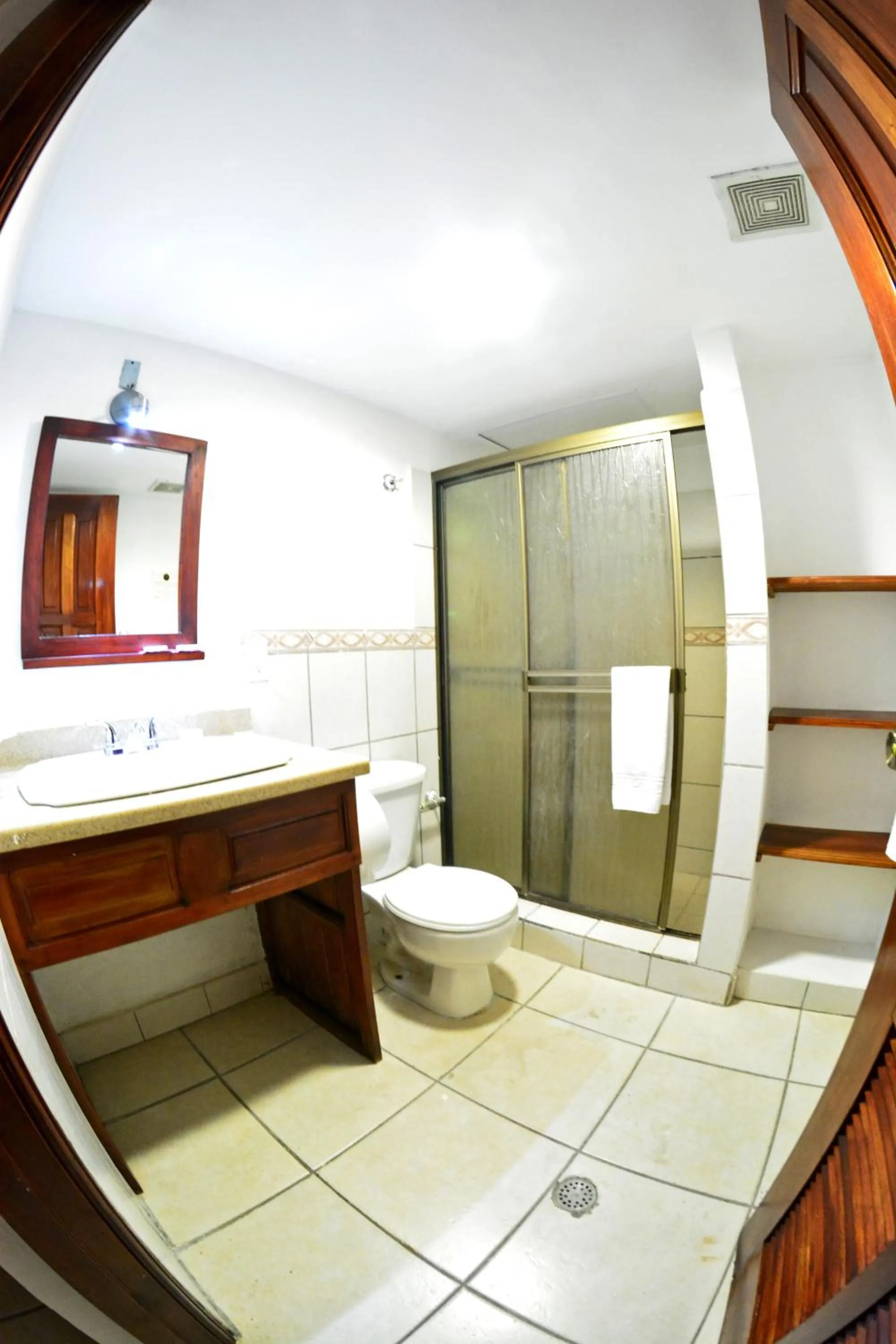 Bathroom in Hotel Europeo