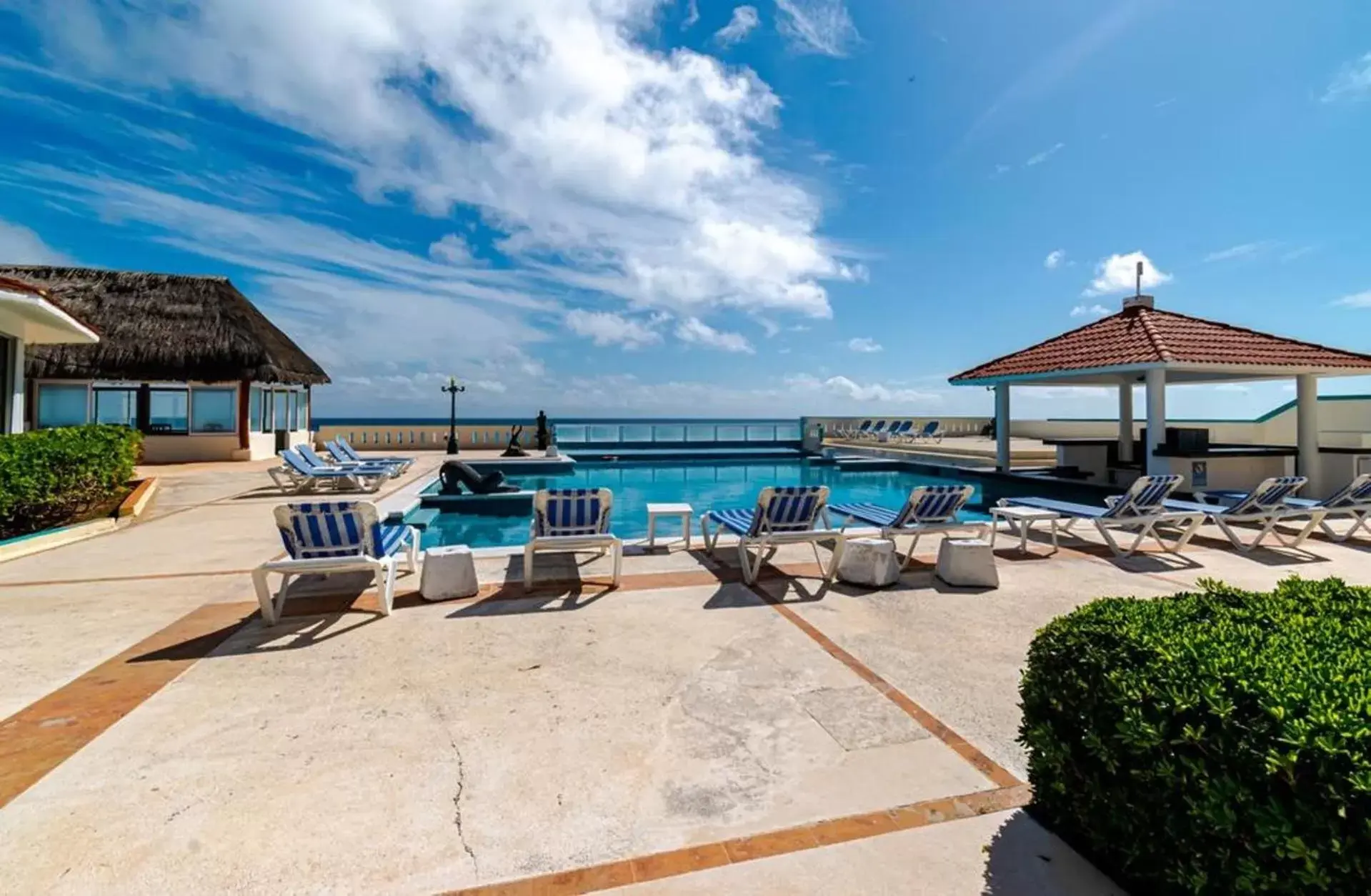 Swimming Pool in Hotel & Museo Casa Turquesa