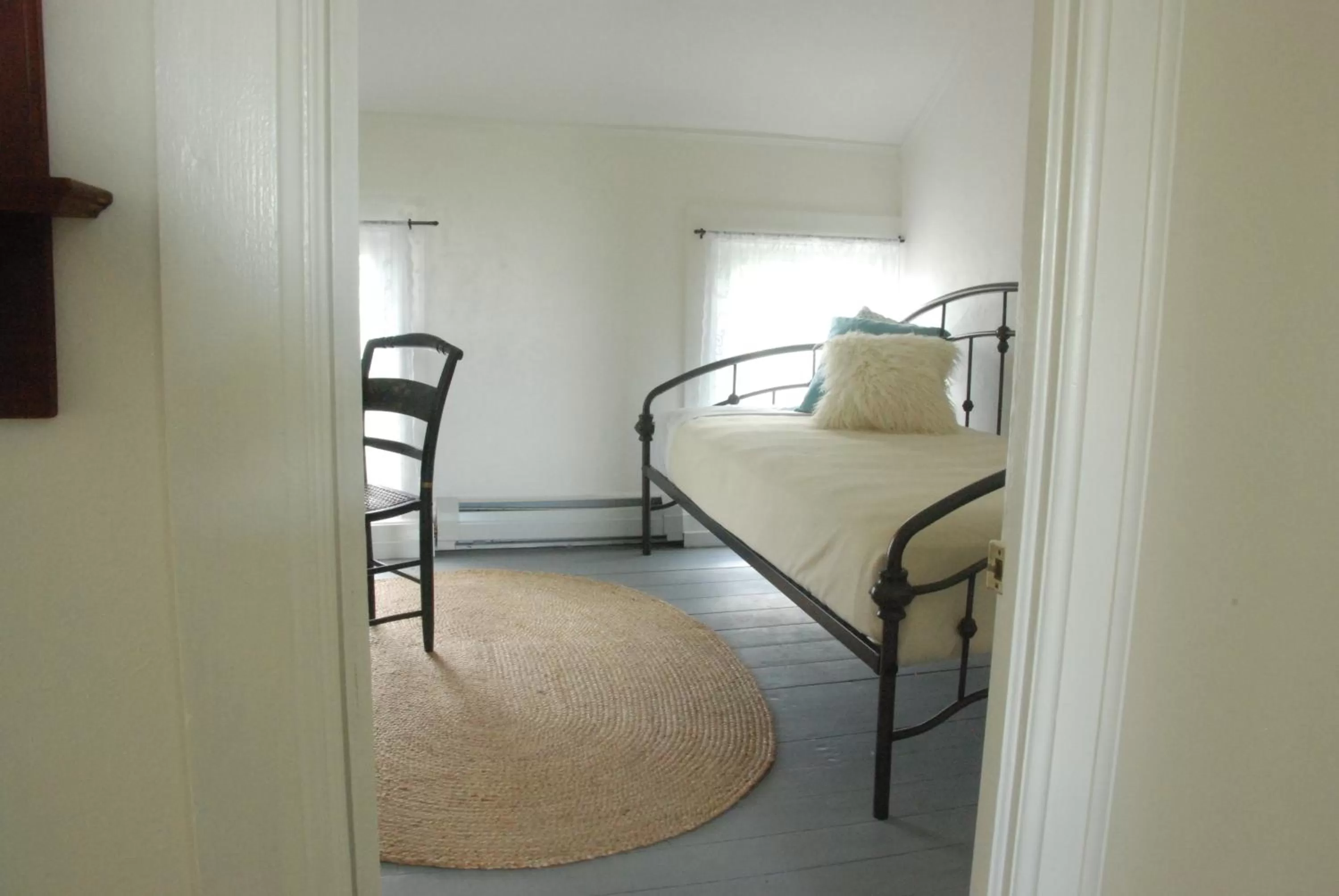 Bed in Harwood Hill Motel