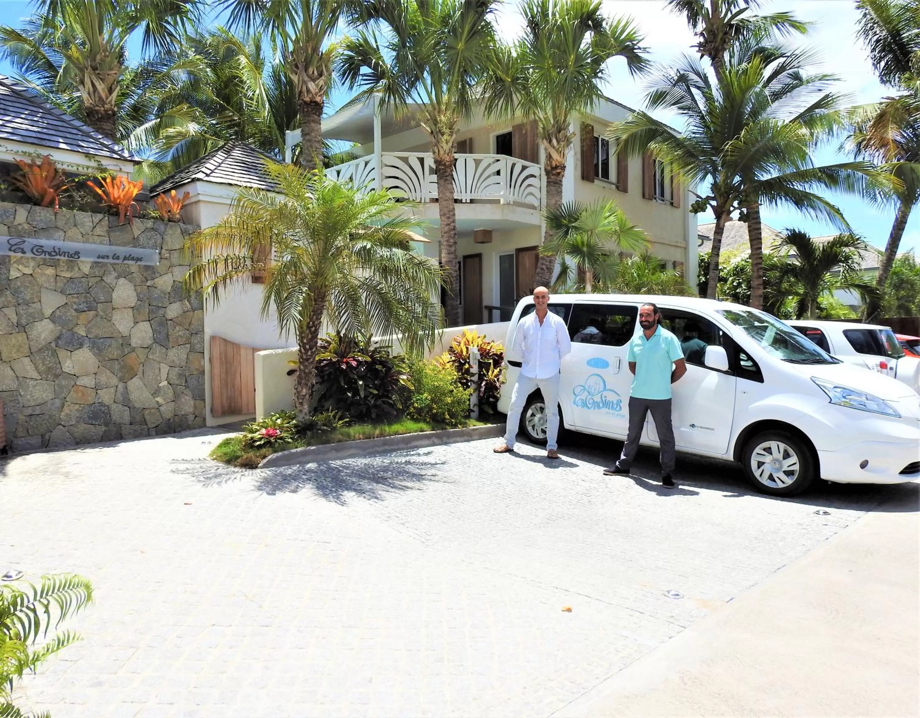 Staff in Hotel Les Ondines Sur La Plage