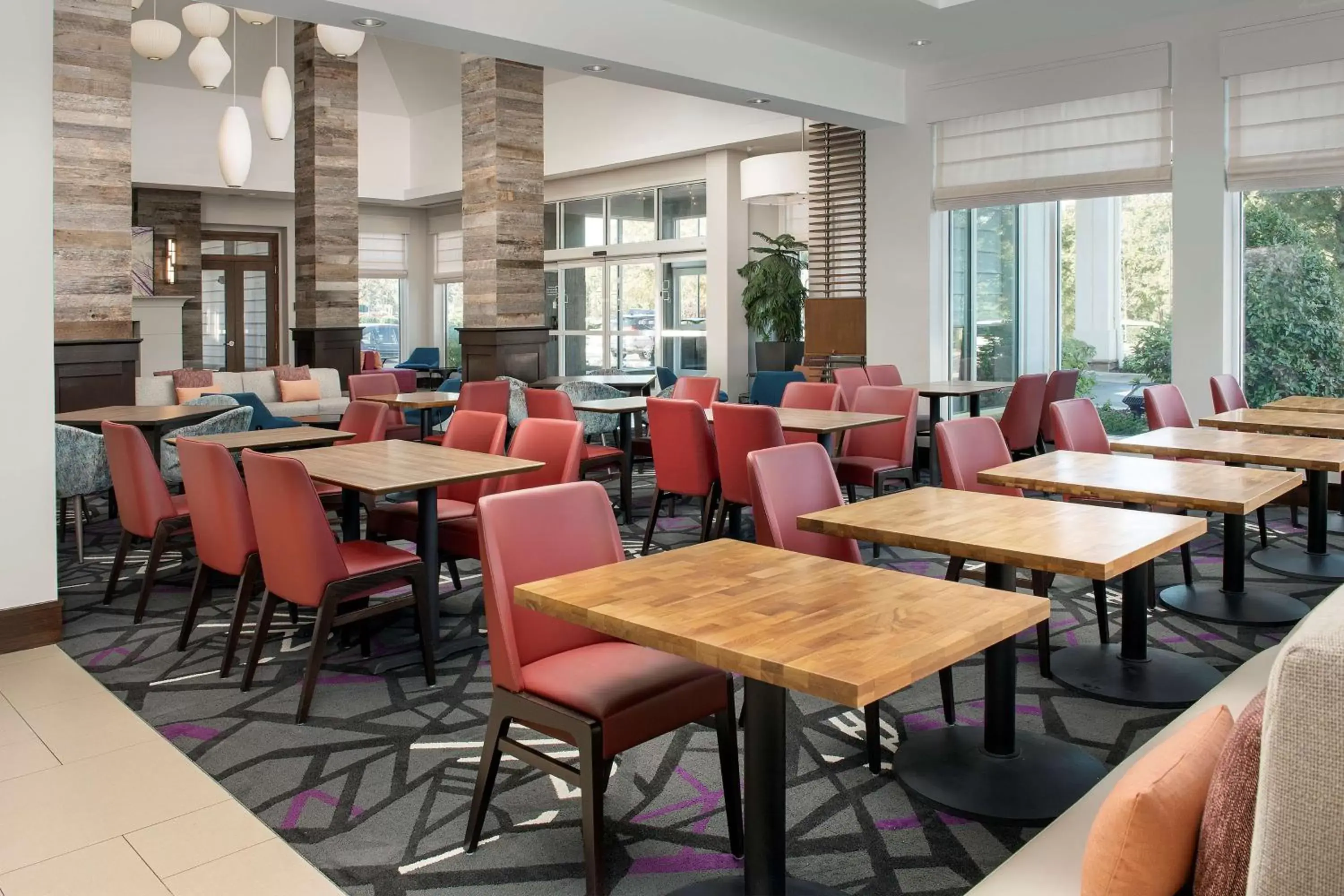 Breakfast, Restaurant/Places to Eat in Hilton Garden Inn Charlotte Airport
