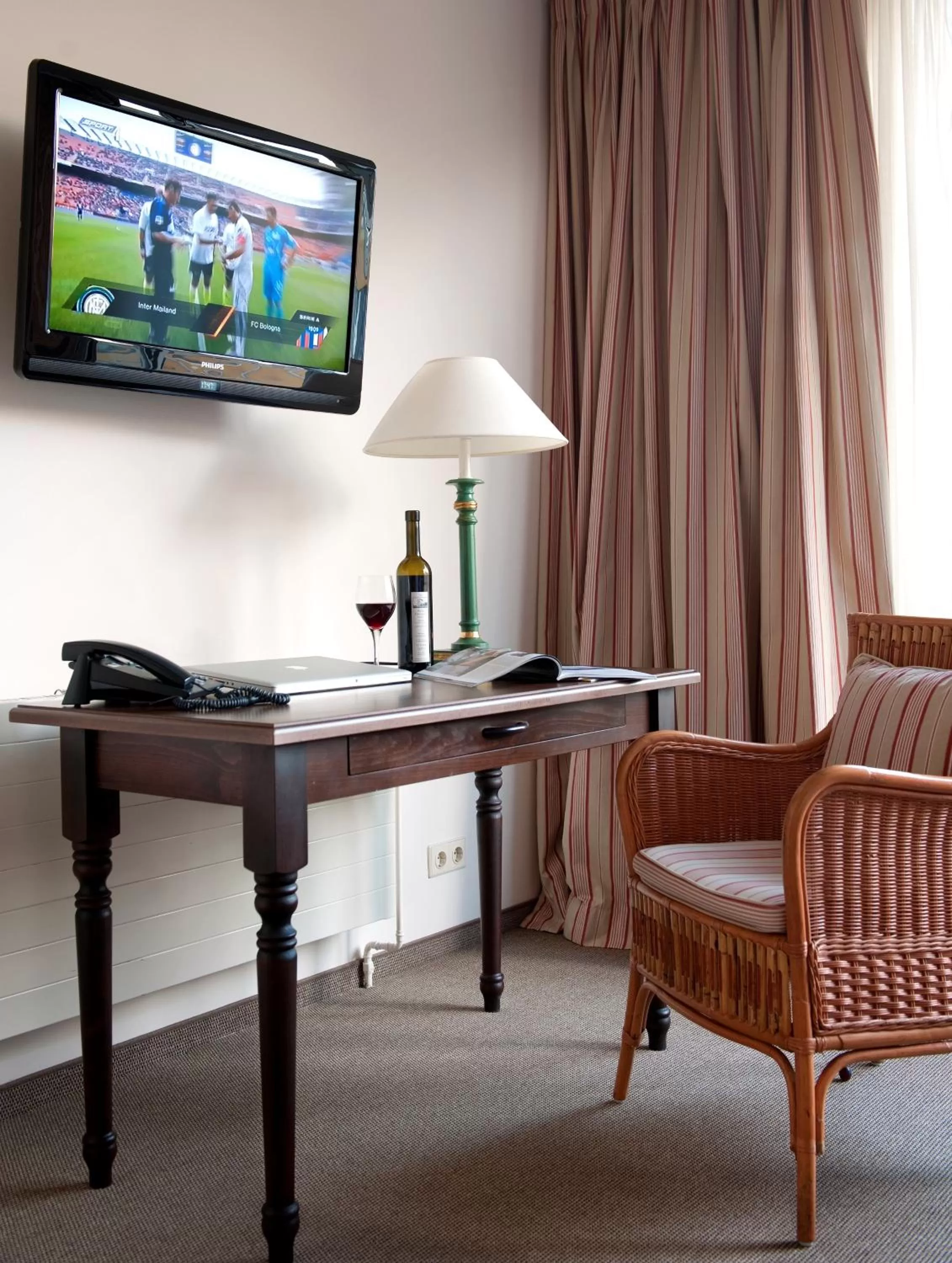 Business Double Room with Garden View in Hotel Elbflorenz Dresden