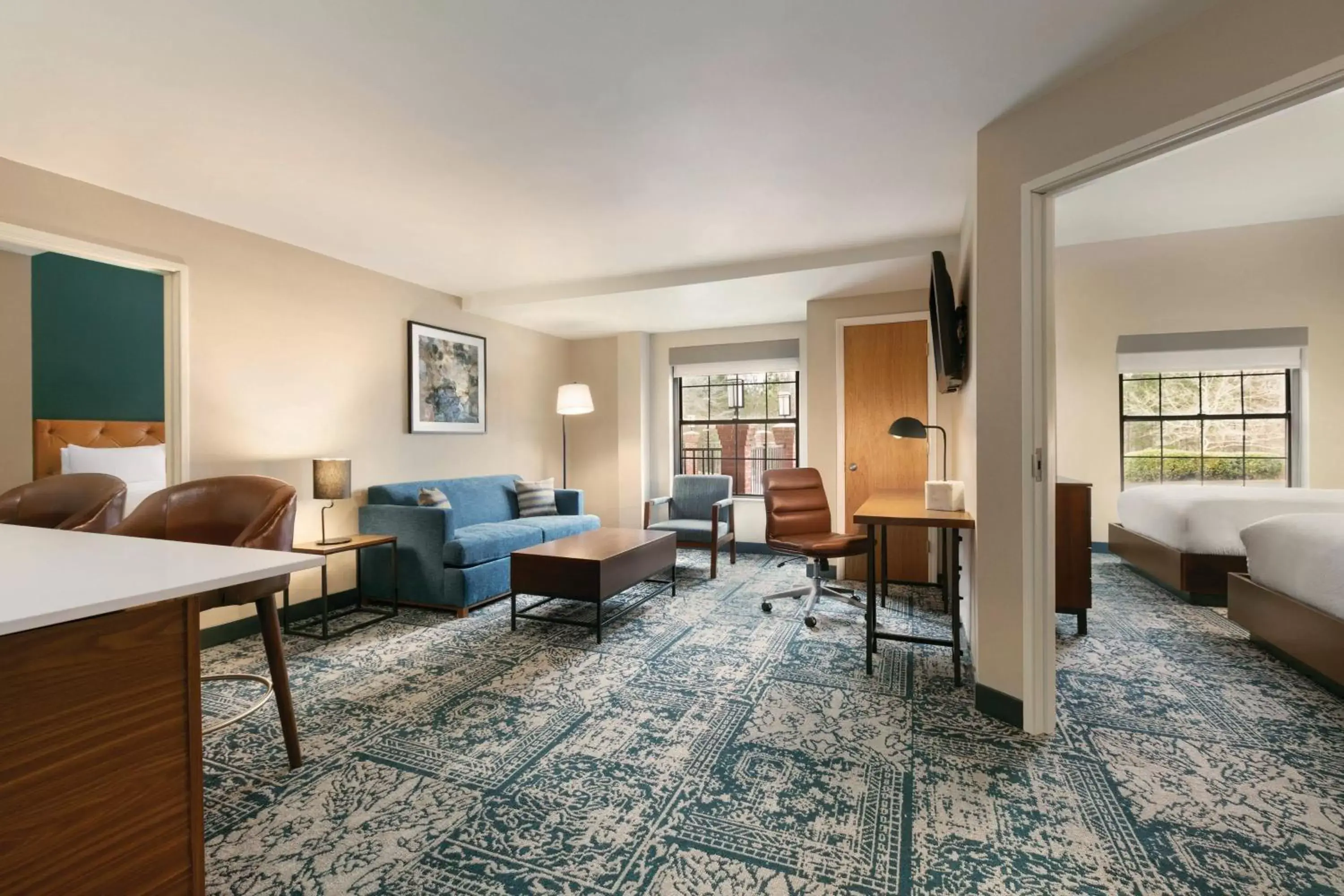 Bedroom, Seating Area in Four Points by Sheraton Raleigh Arena