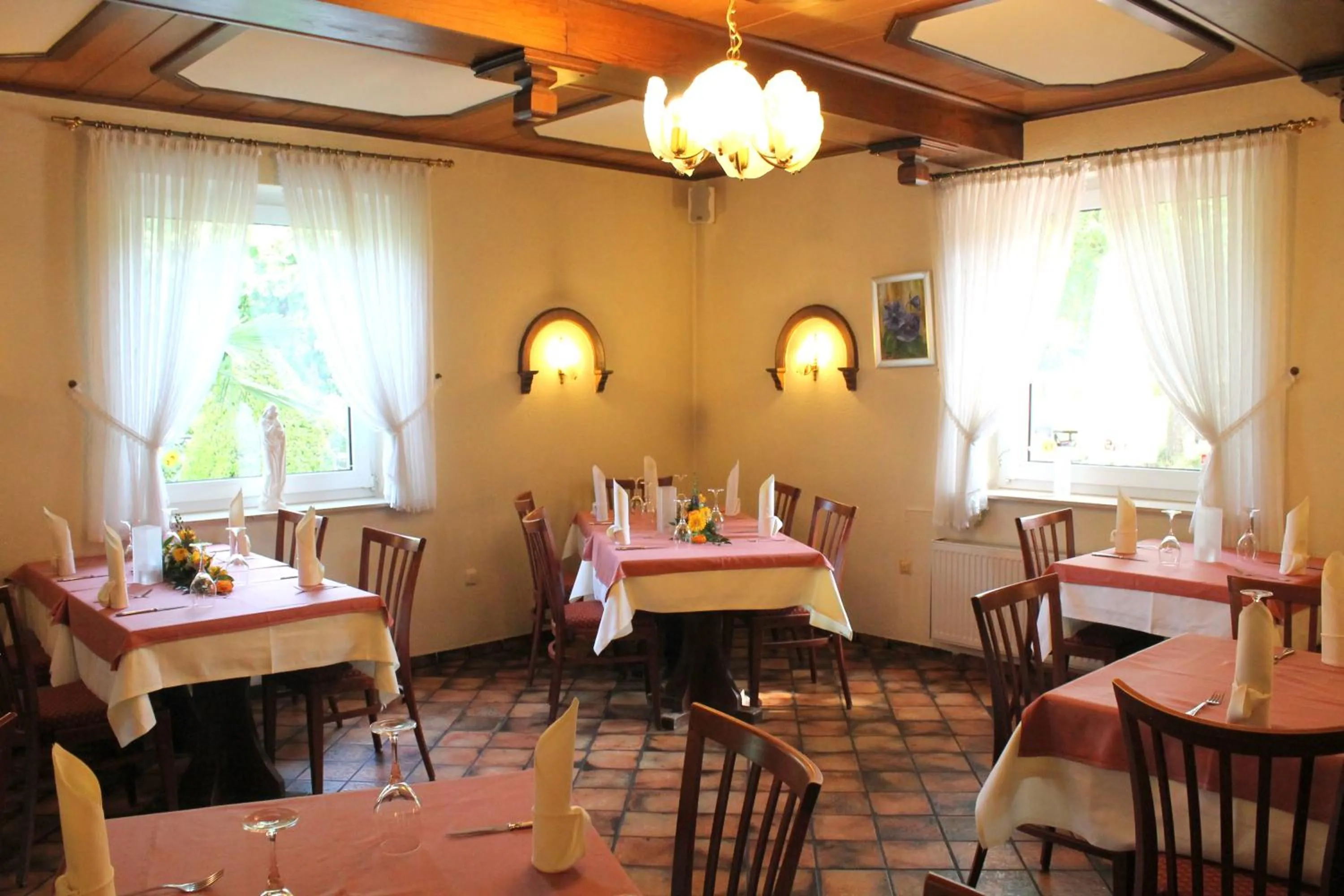 Restaurant/places to eat in Hotel und Restaurant Eurohof