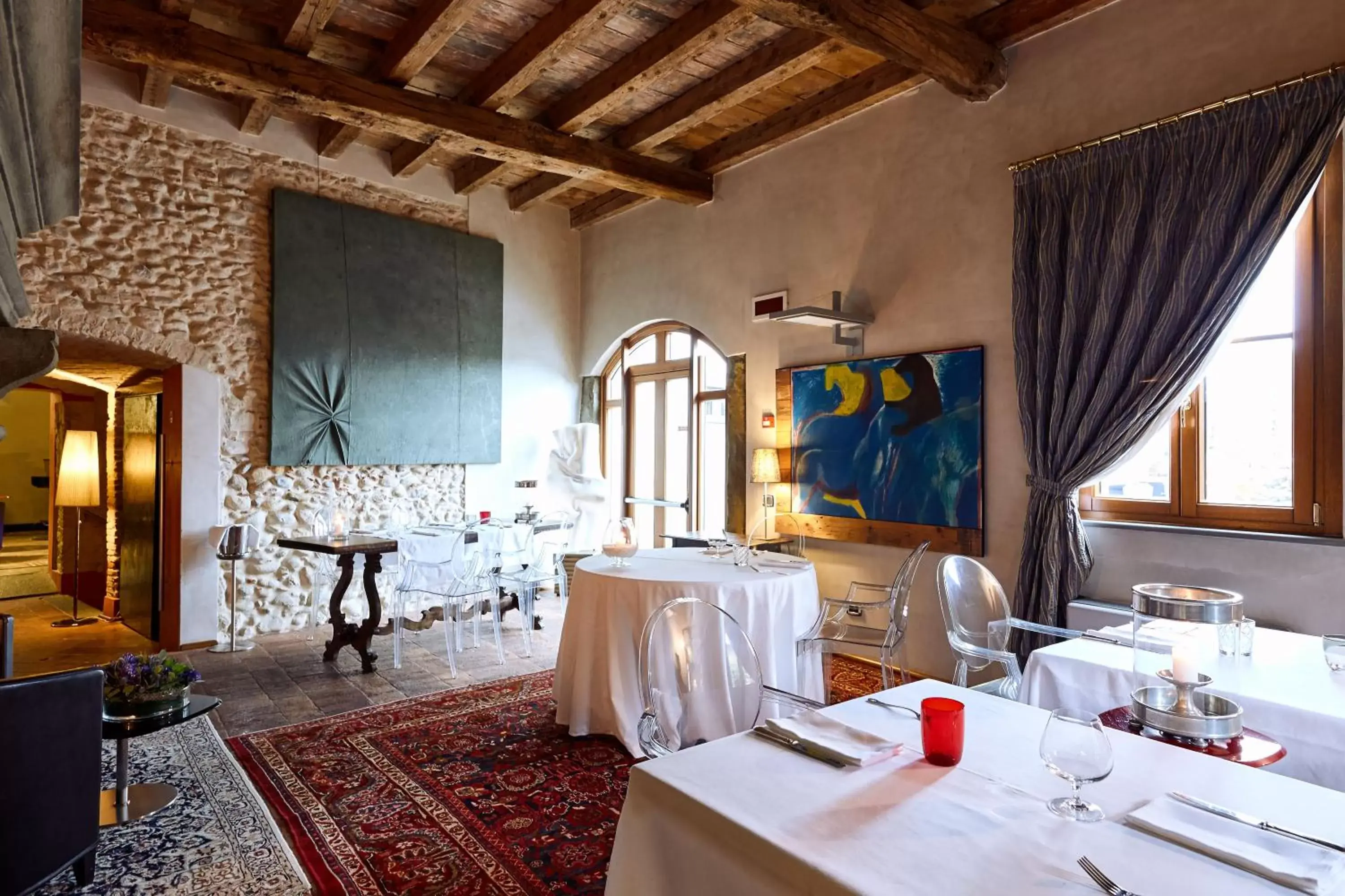 Restaurant/places to eat in Settecento Hotel
