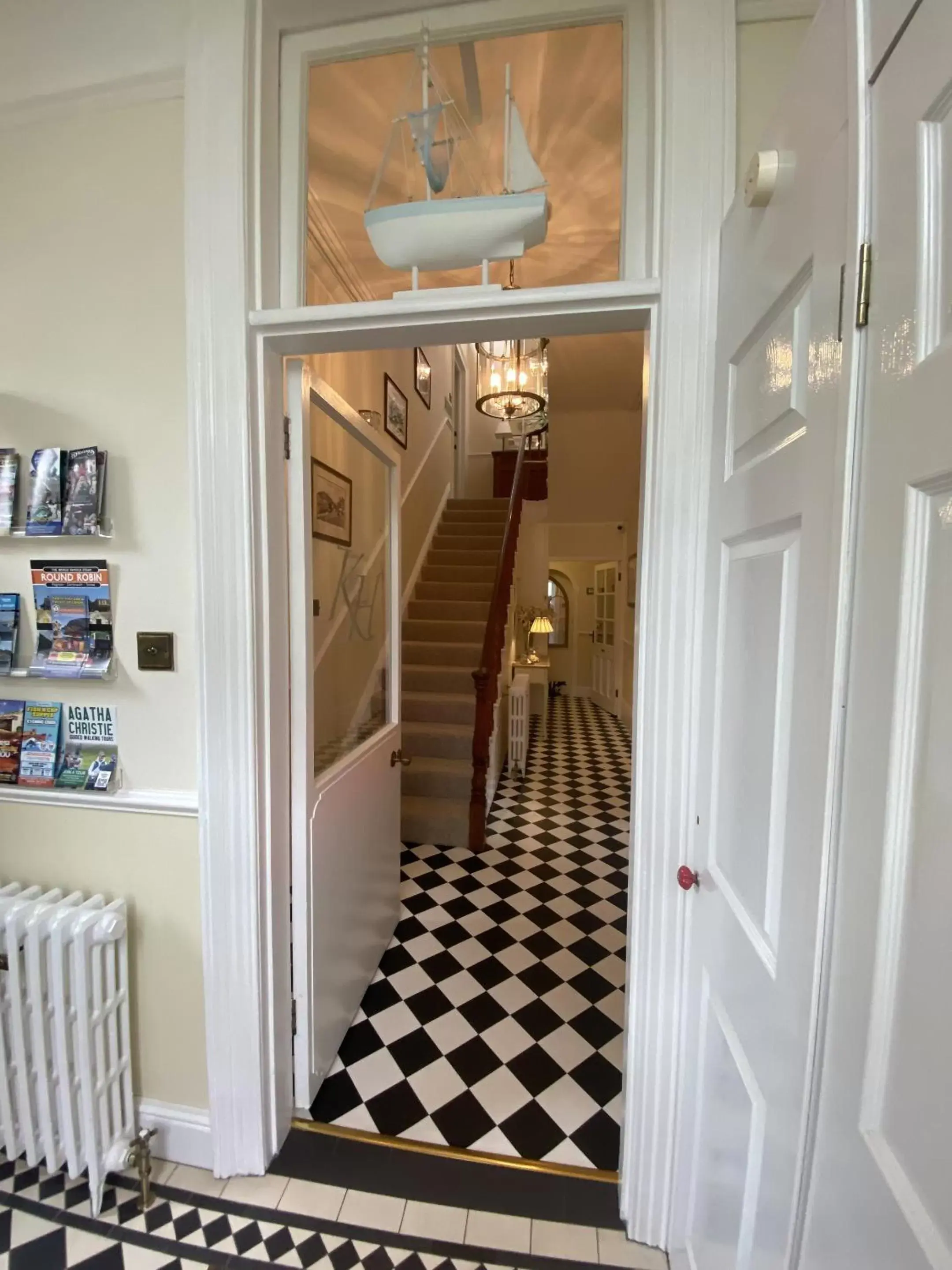 Lobby or reception in Kingston House