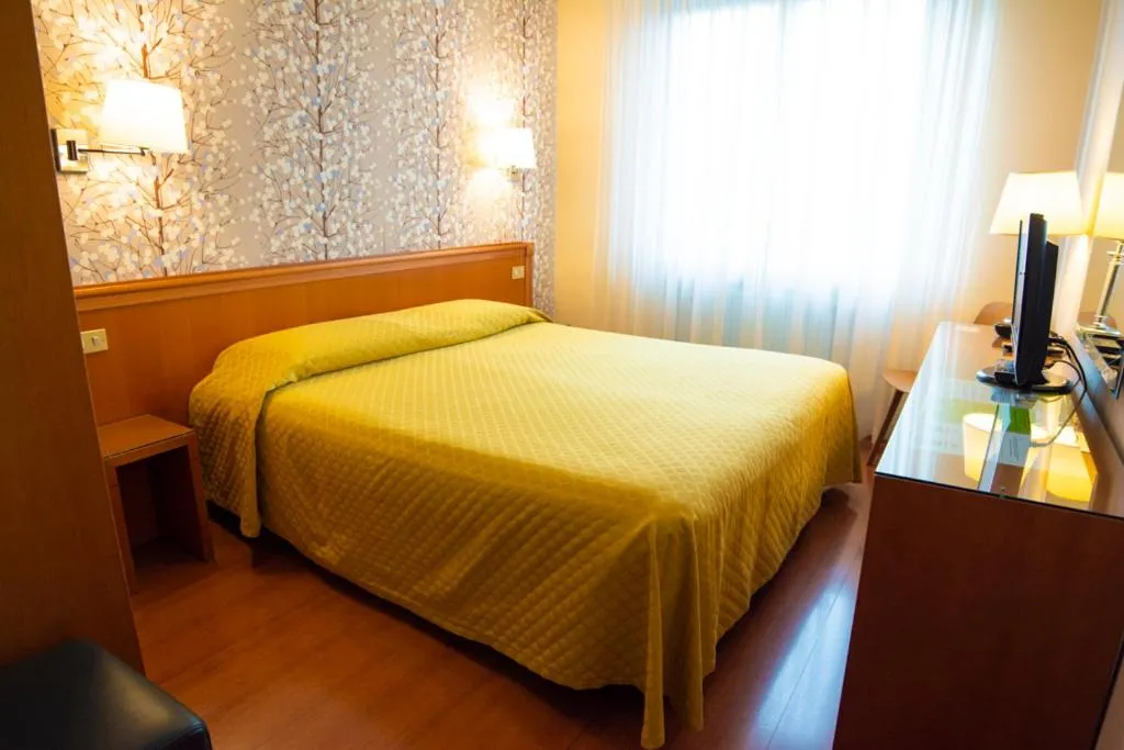 Bed in eco Hotel Milano & BioRiso Restaurant