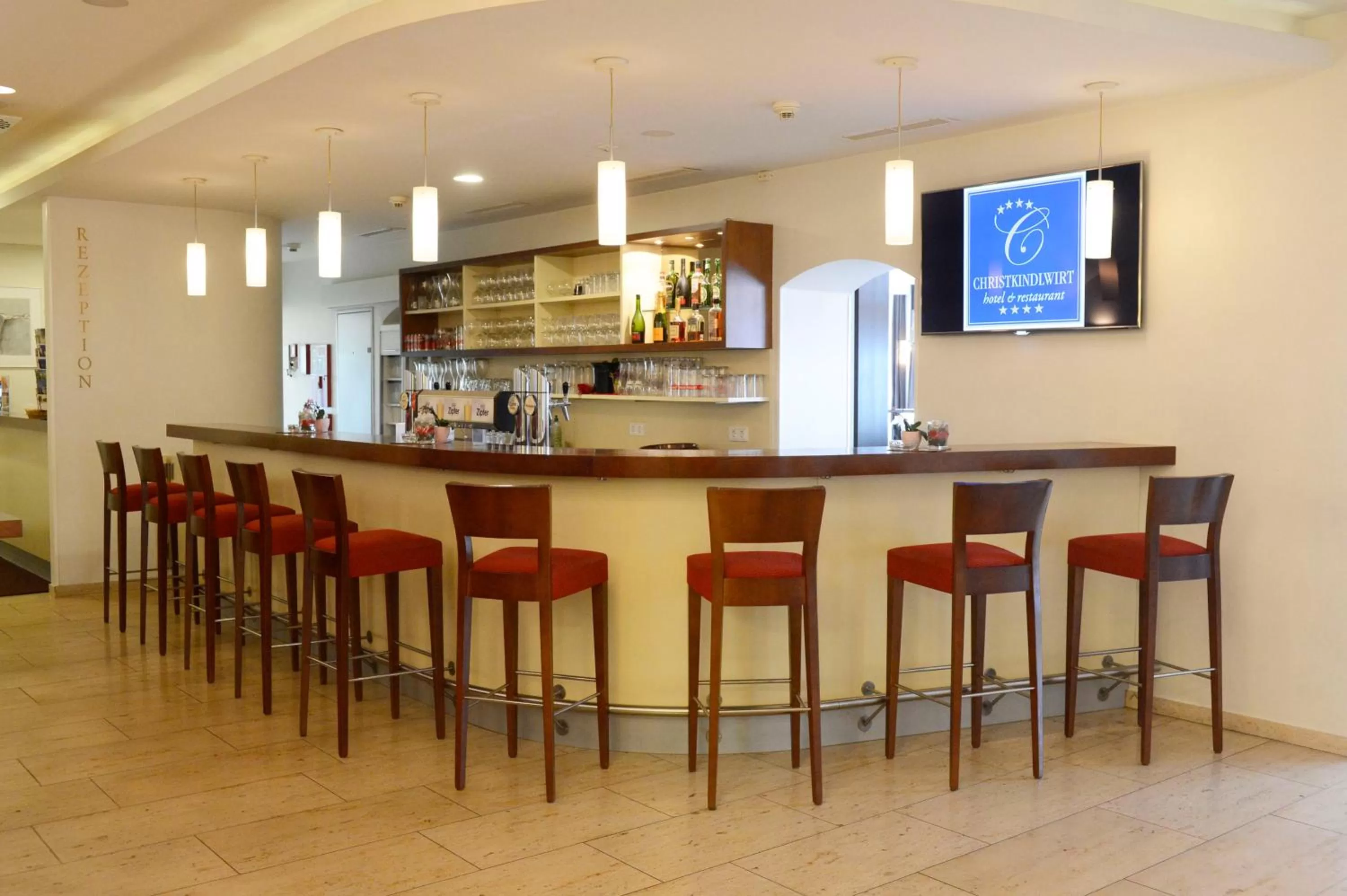 Lounge or bar in Hotel & Restaurant Christkindlwirt