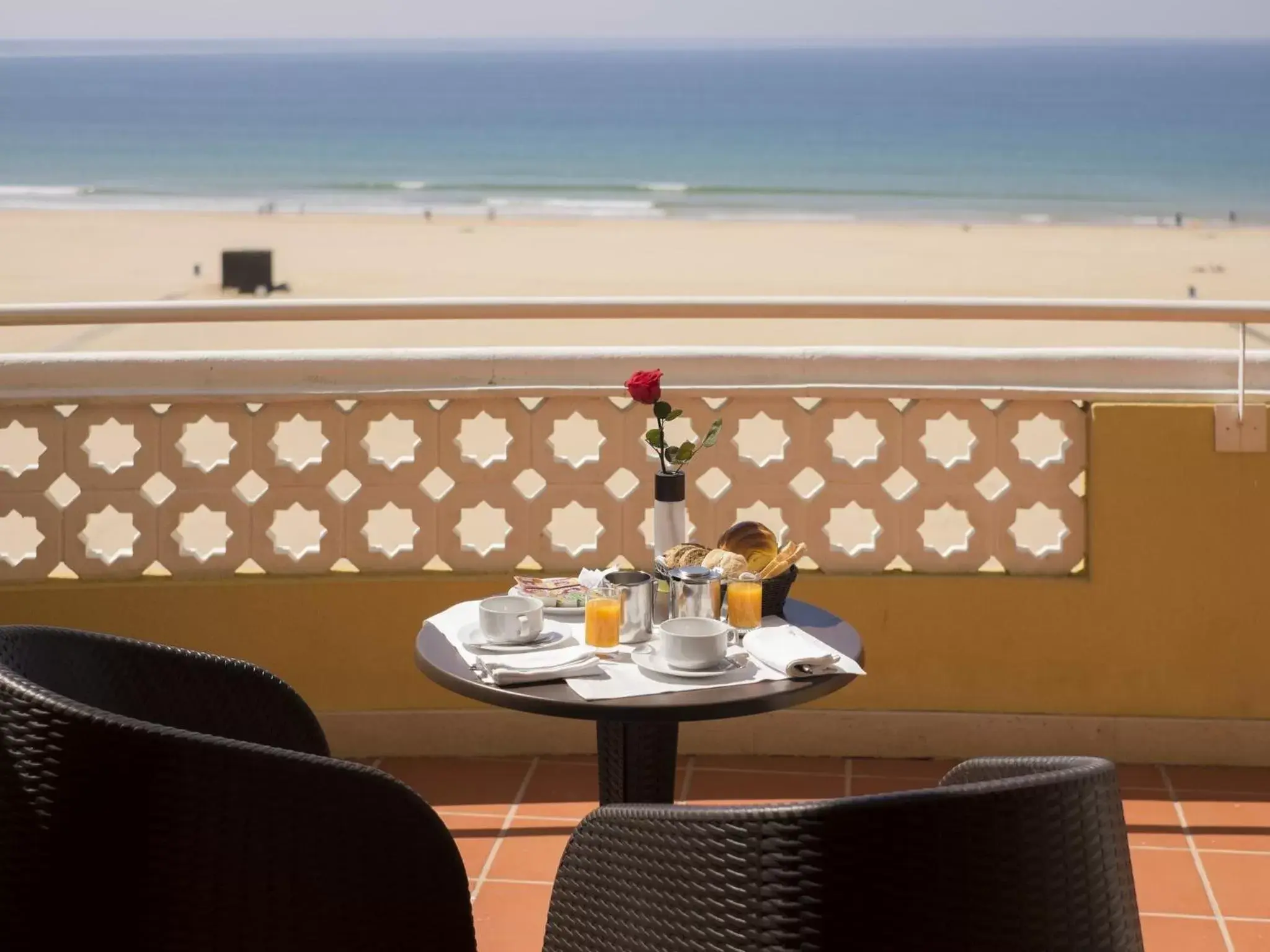 Balcony/Terrace in AP Oriental Beach - Adults Friendly