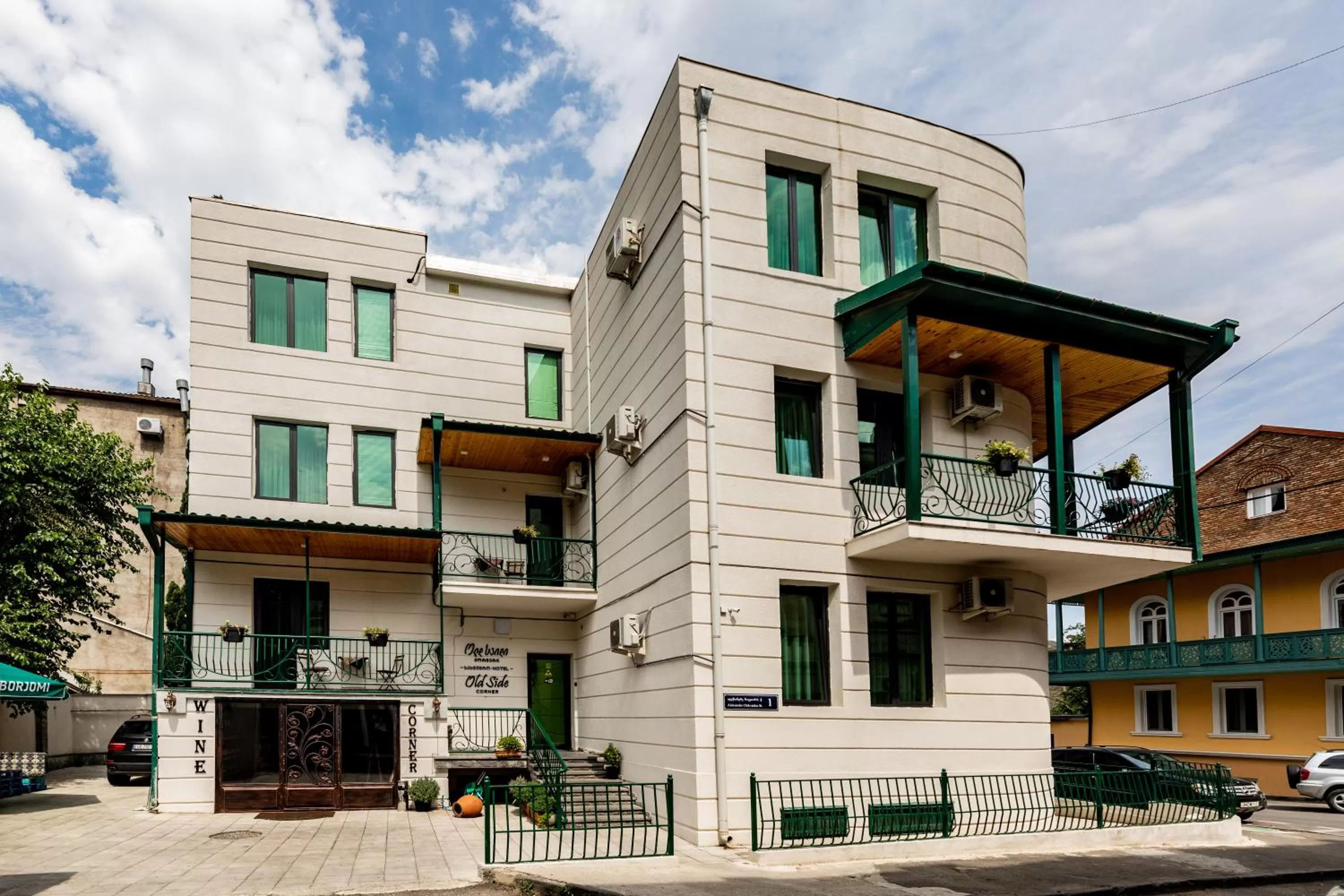 Property building in Old Side Corner