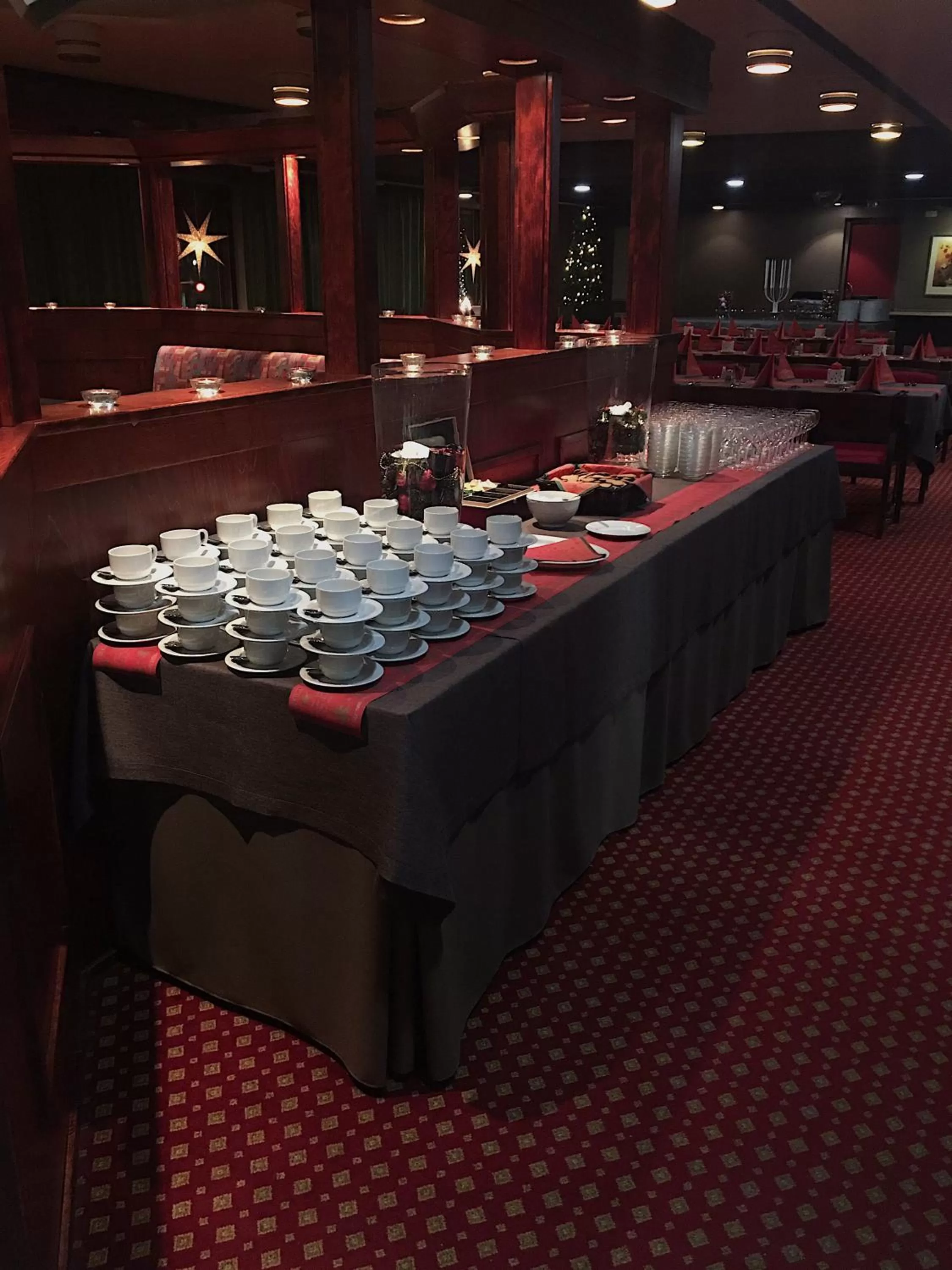 Buffet breakfast in Hotelli Pellonhovi