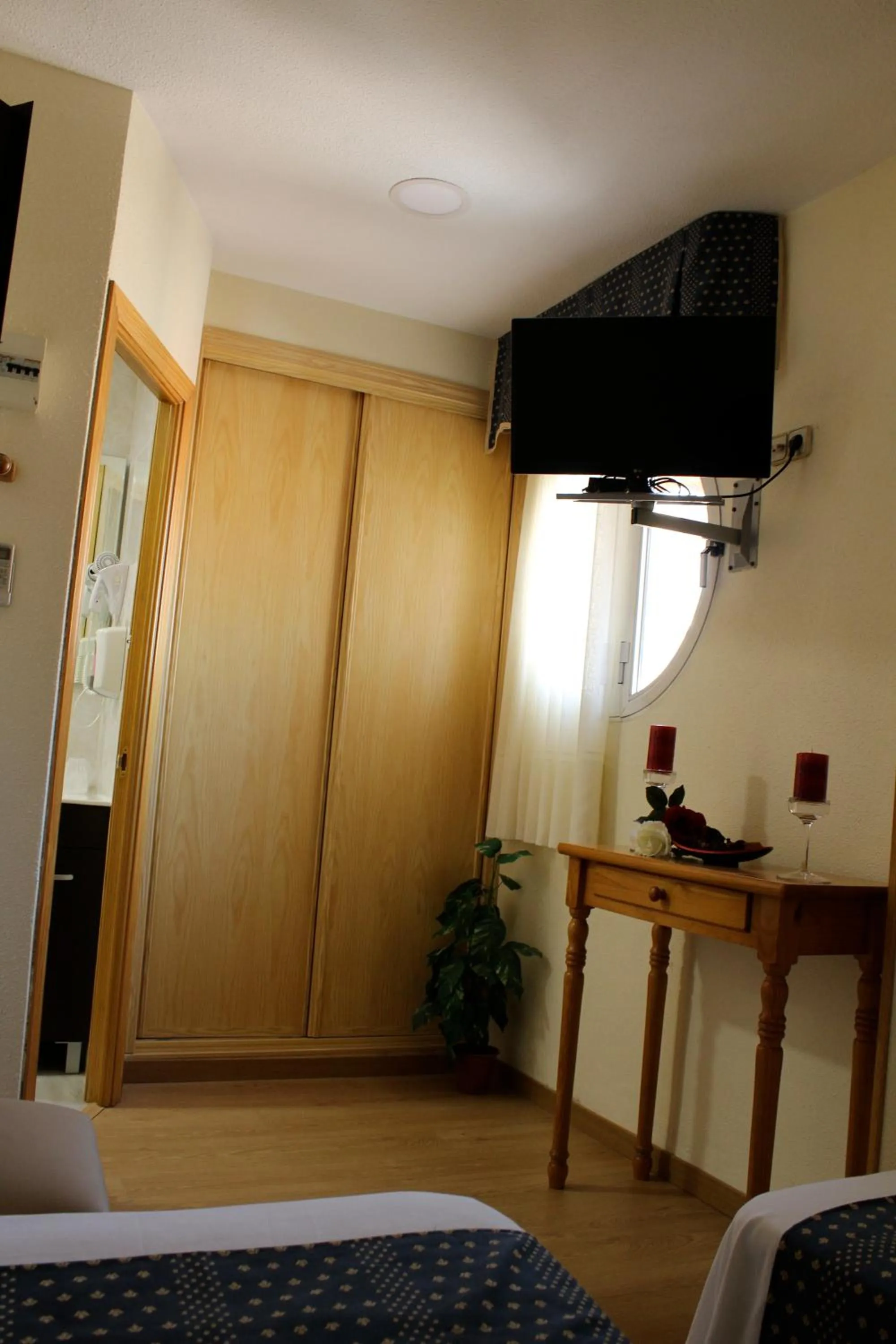 Bedroom in Hotel Cuatro Caños