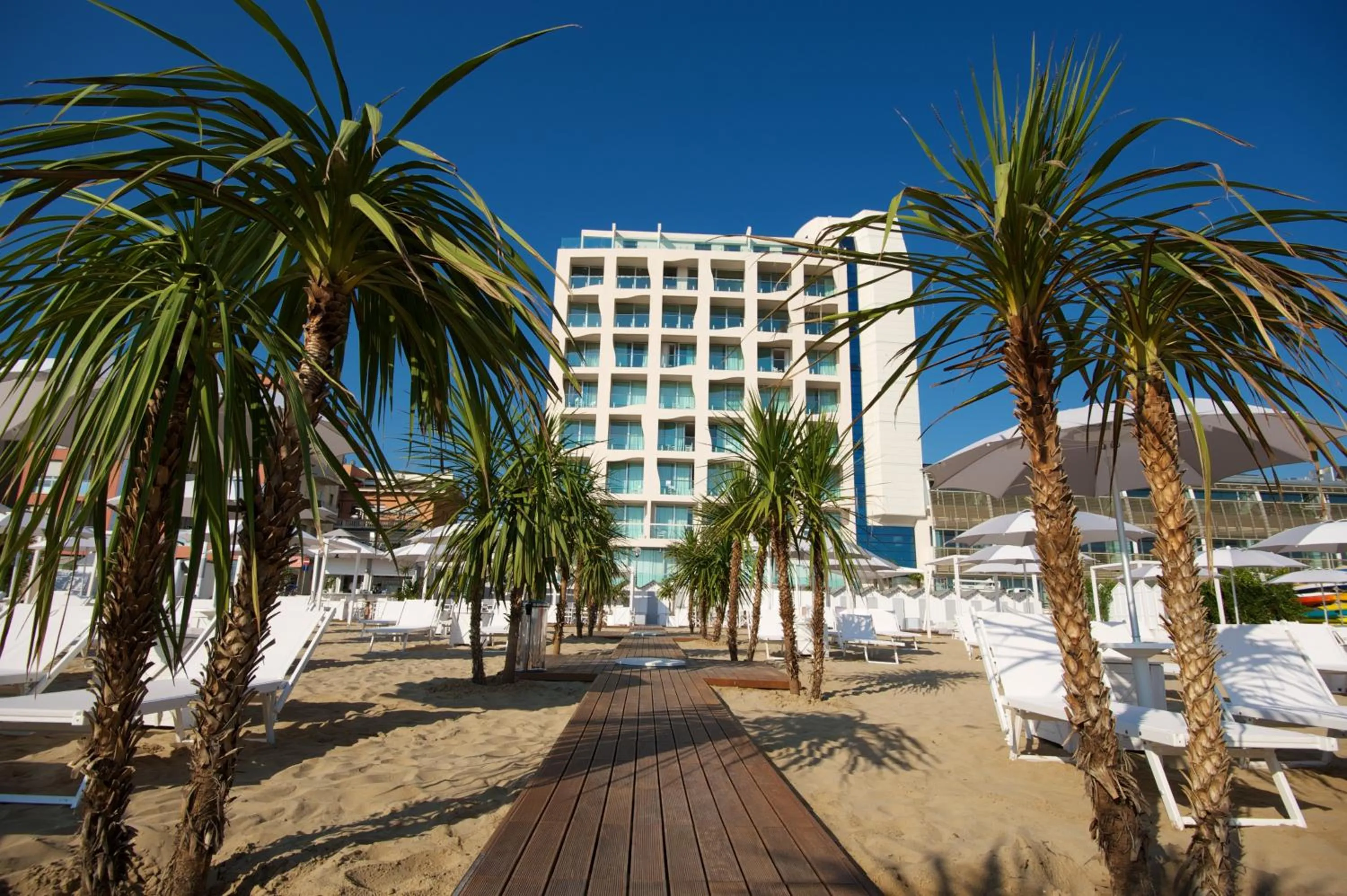 Facade/entrance in Excelsior Hotel, SPA & Lido - Preferred Hotels & Resorts