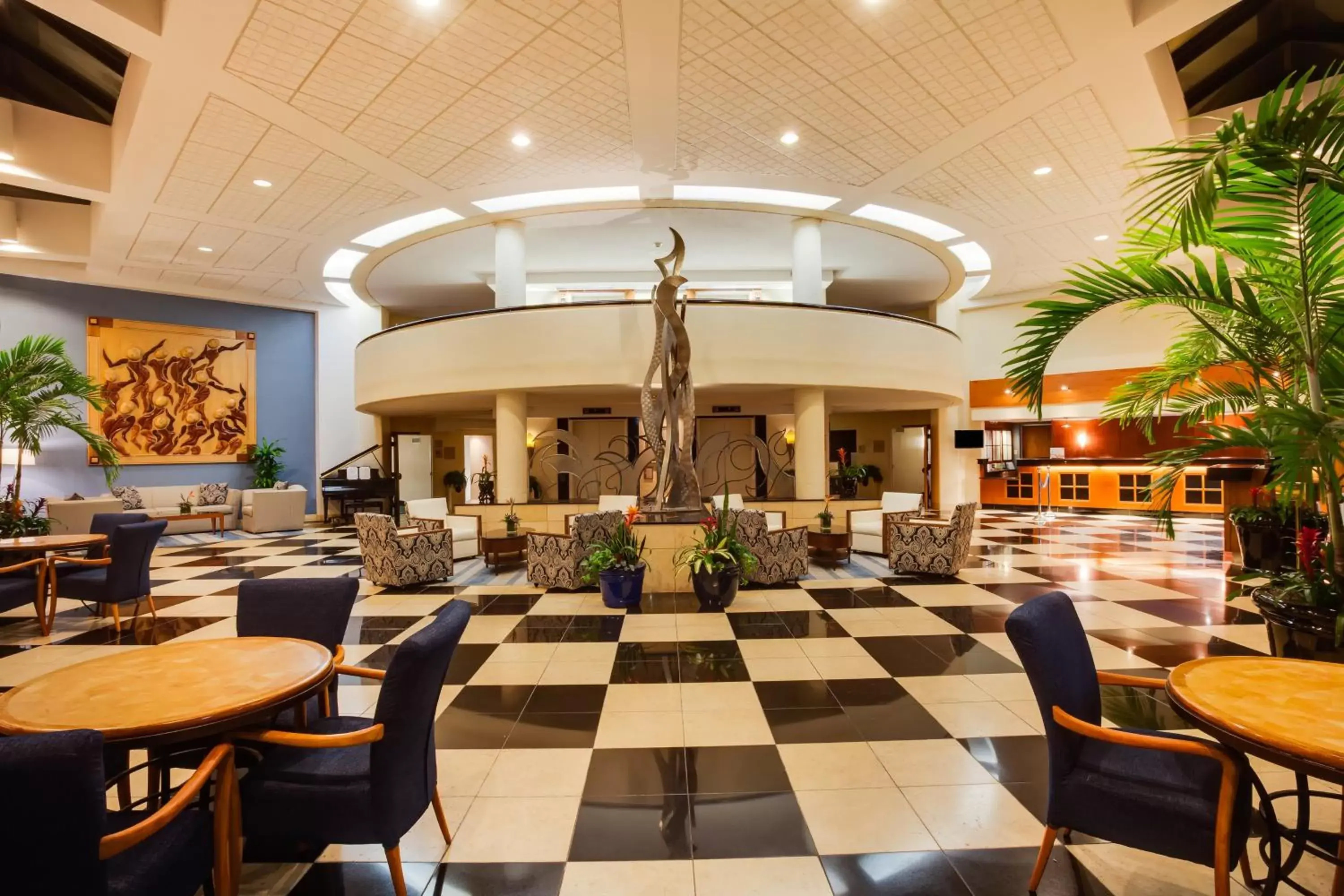 Property building, Restaurant/Places to Eat in Crowne Plaza Hotel Fort Myers at Bell Tower Shops, an IHG Hotel