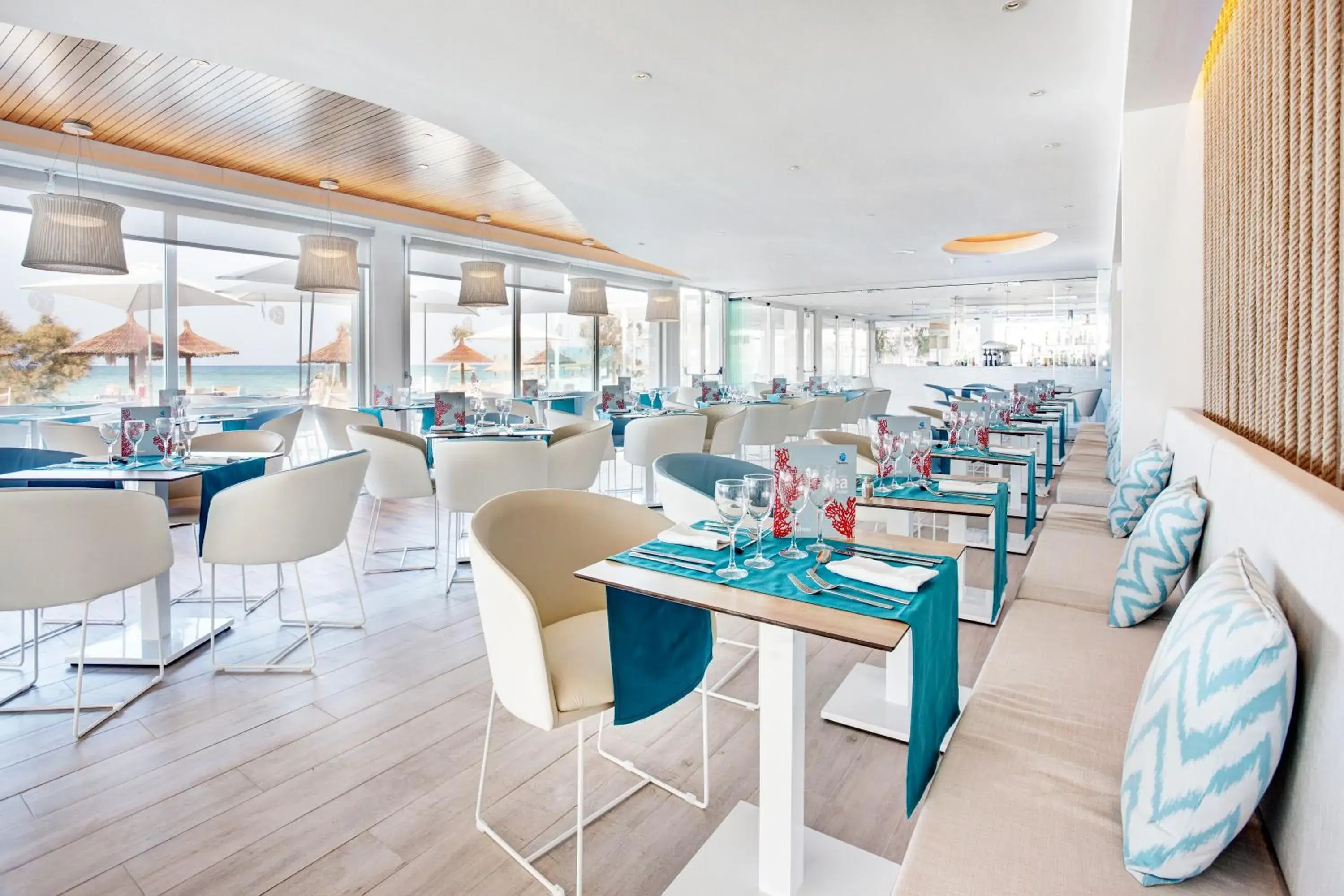 Restaurant/Places to Eat in The Sea Hotel by Grupotel - Adults Only