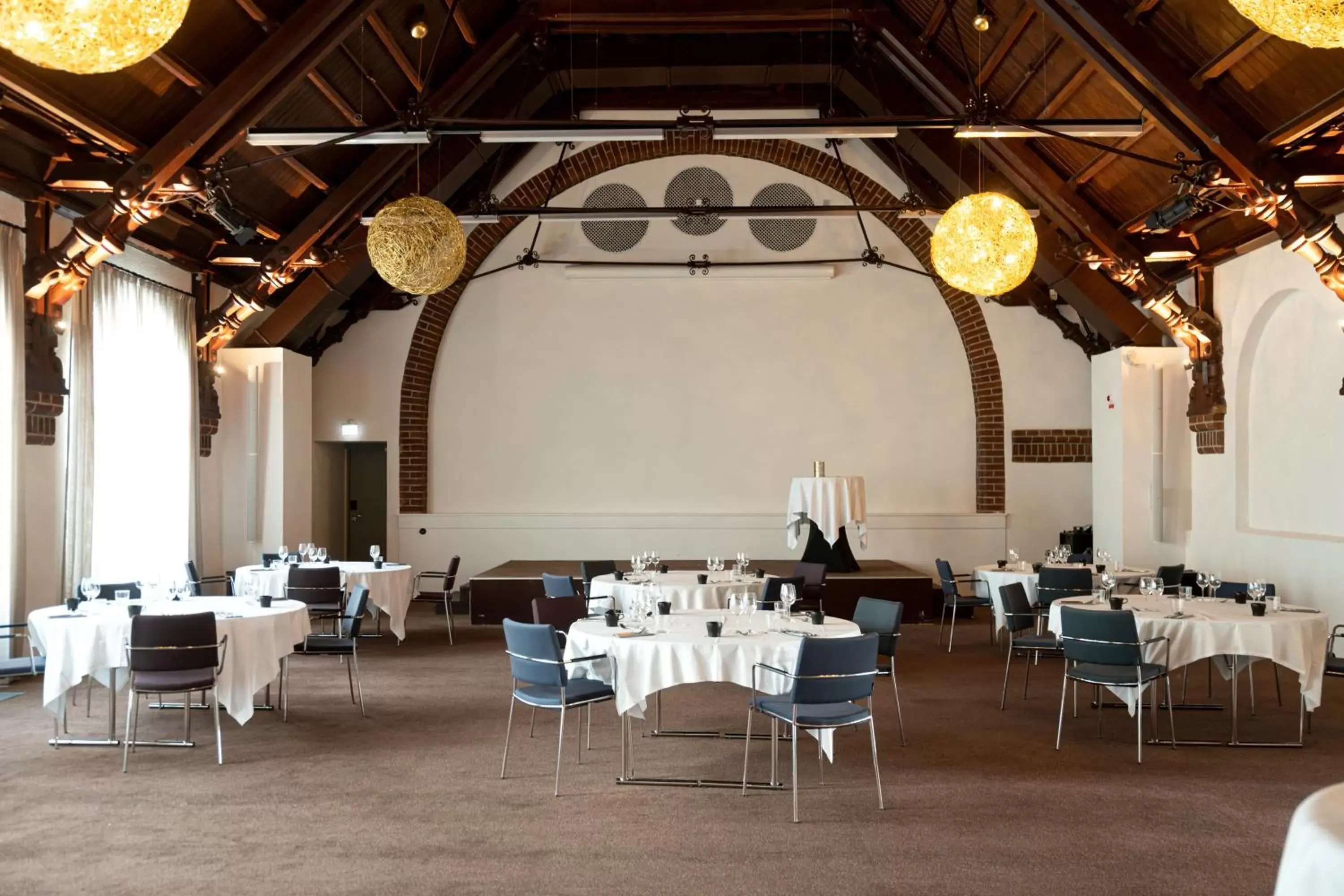 Banquet/Function facilities, Restaurant/Places to Eat in Elite Hotel Mimer