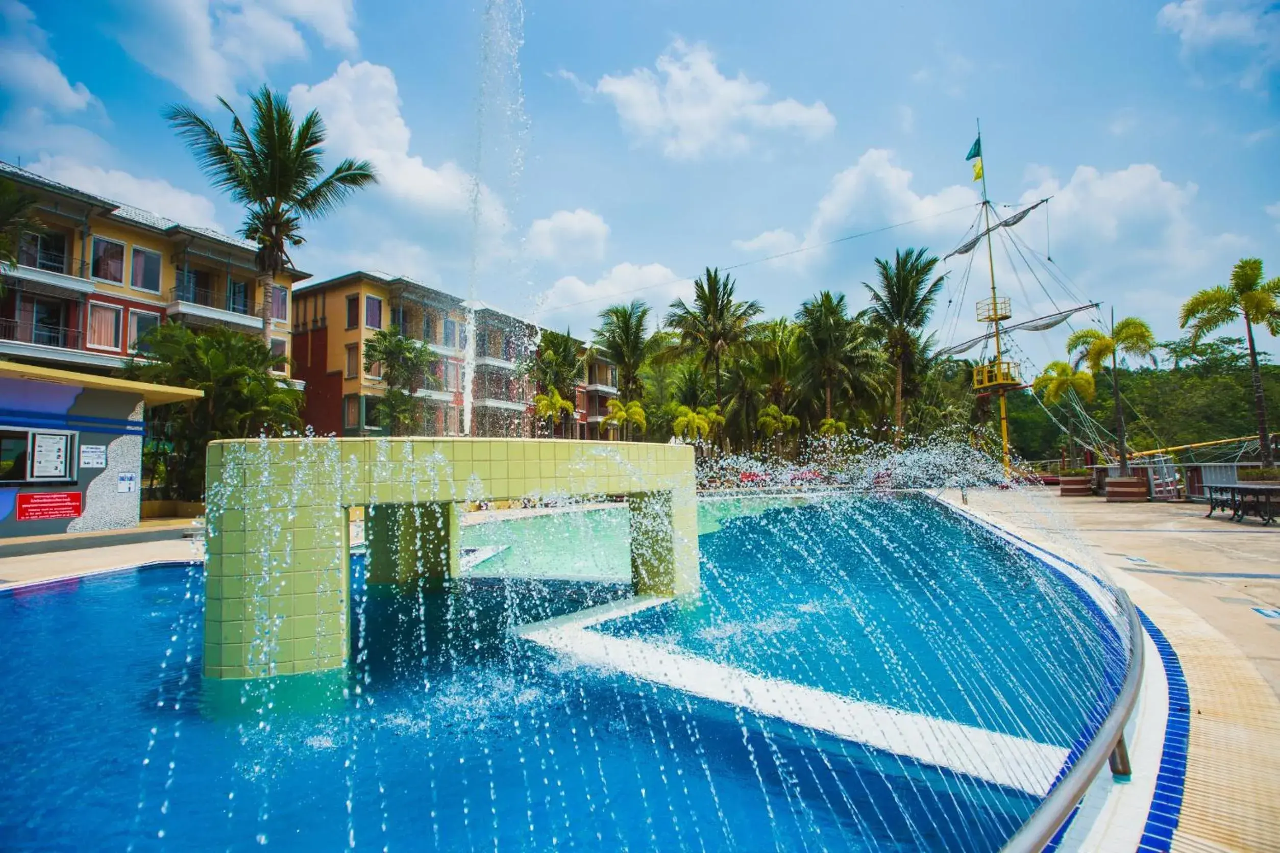 Swimming Pool in Brookside Valley Resort