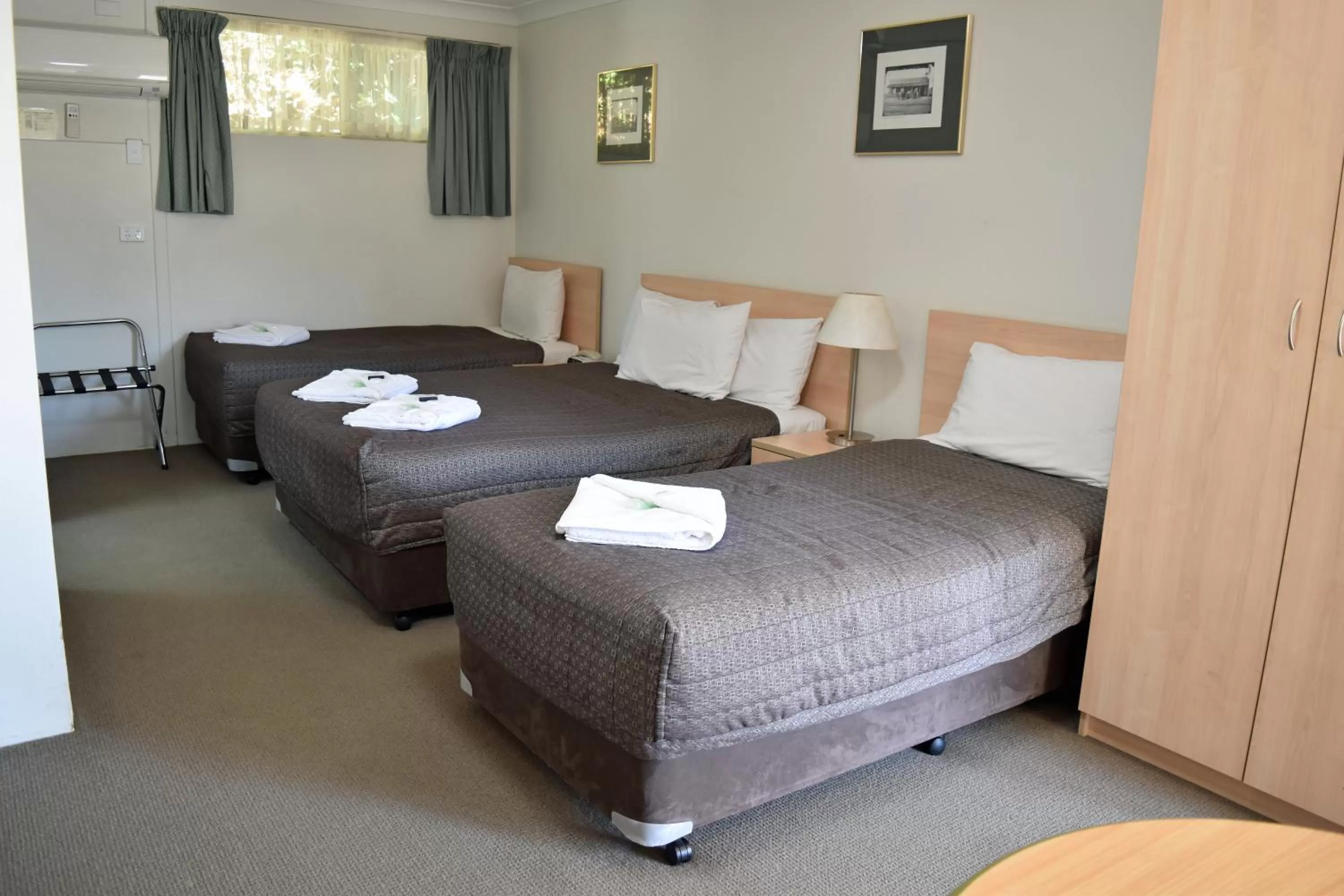 Bed in Ten Dollar Town Motel