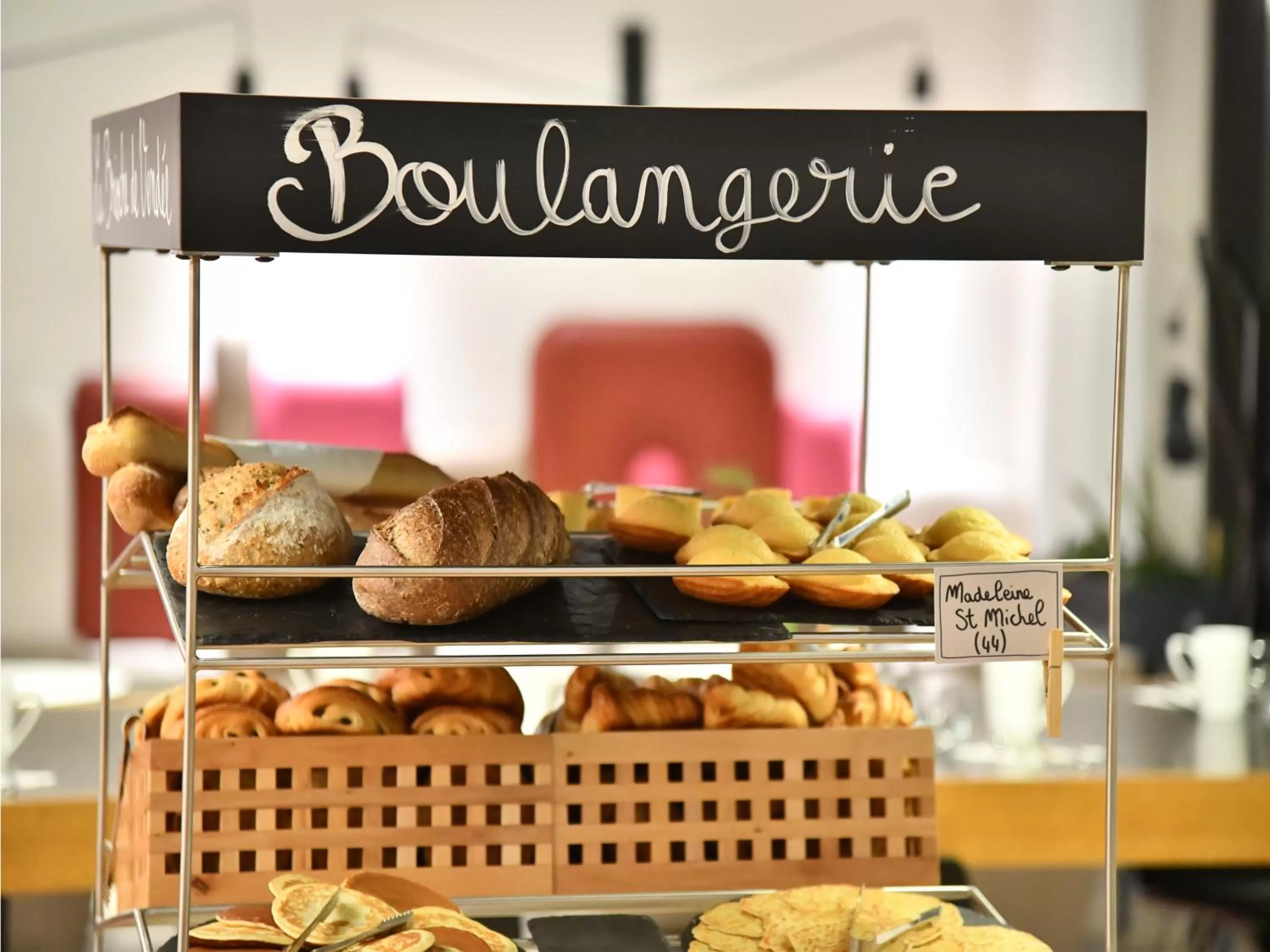 Breakfast in Mercure Cholet Centre