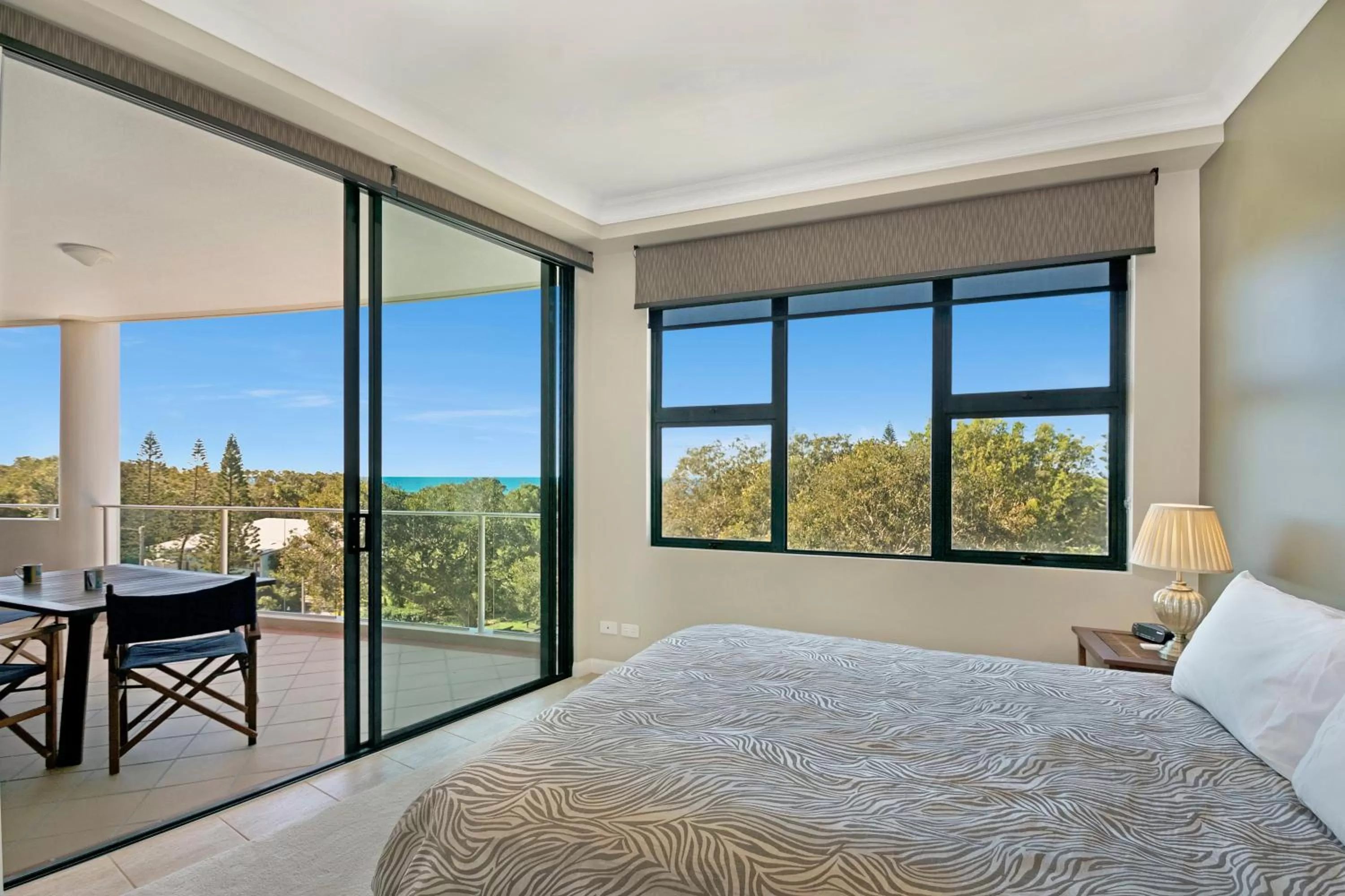 Day, Bed in Santorini Twin Waters