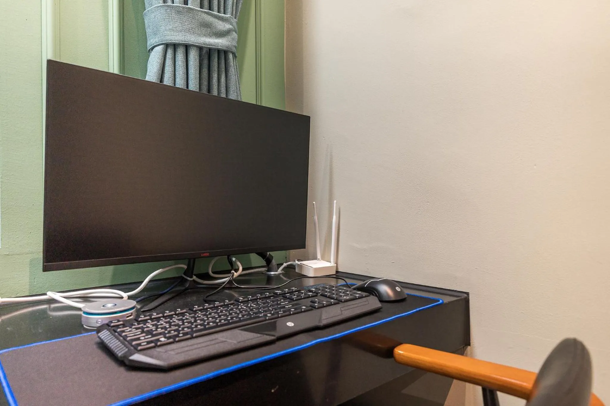 TV/Entertainment Center in Hotel Irene