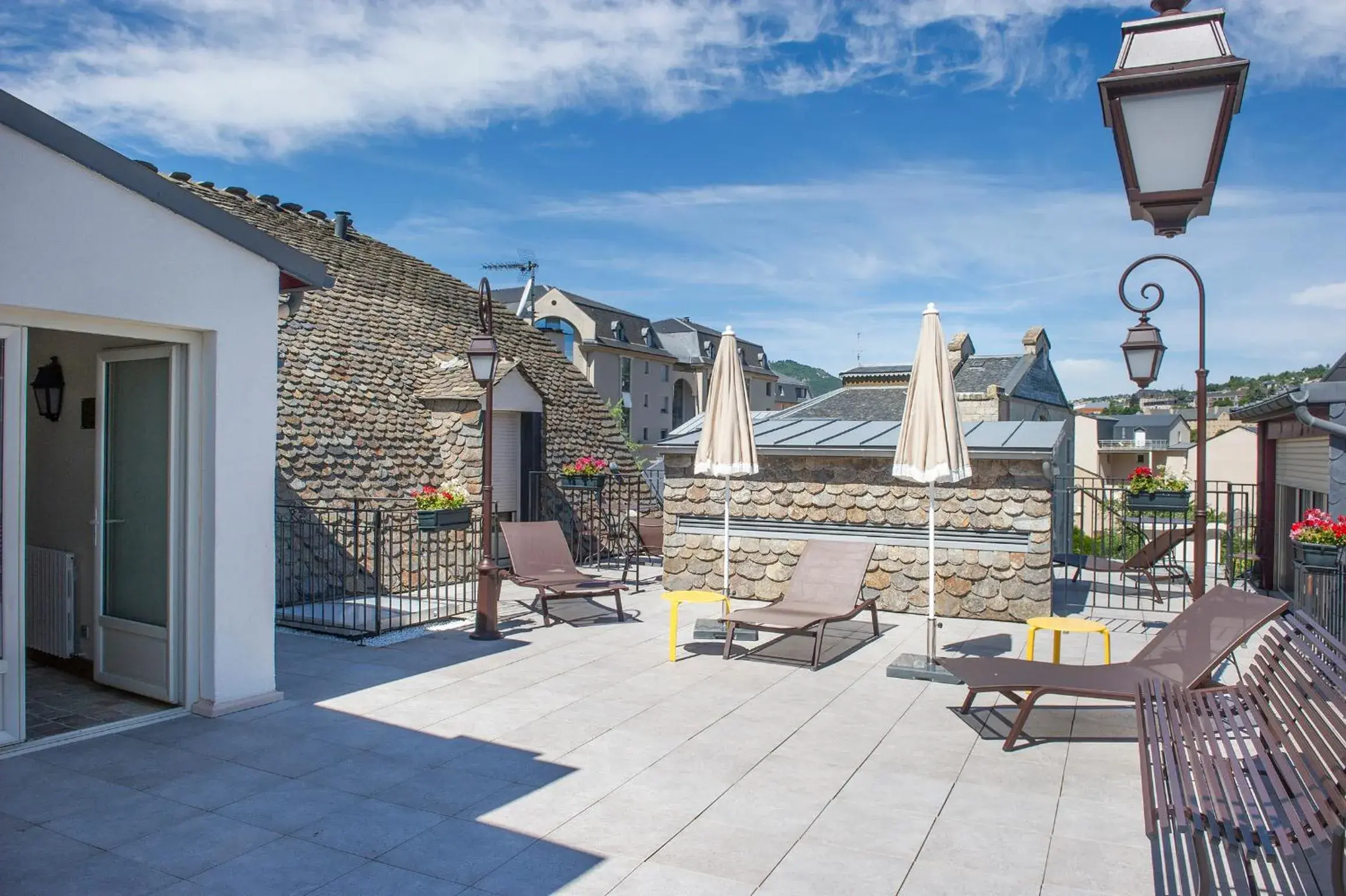 Balcony/Terrace, Patio/Outdoor Area in Hotel De France