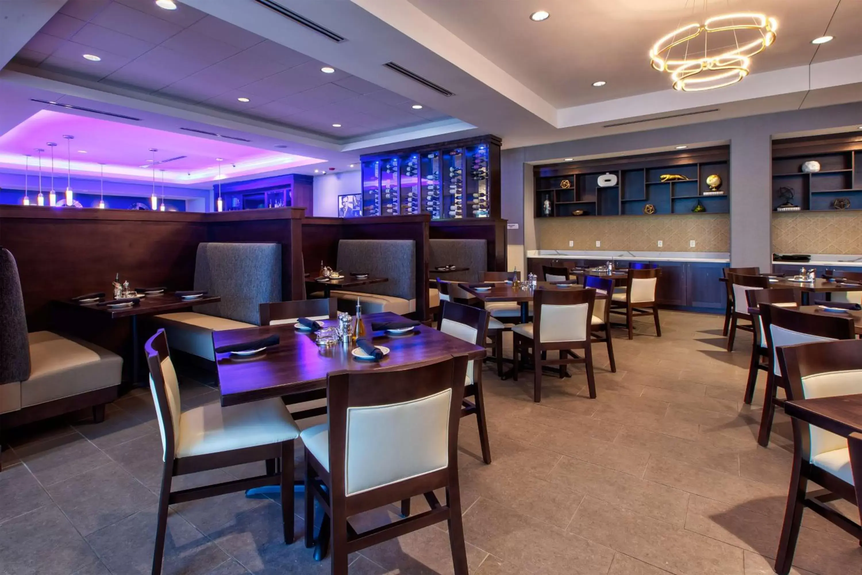 Dining area, Restaurant/Places to Eat in Hilton Garden Inn Columbus Easton, Oh