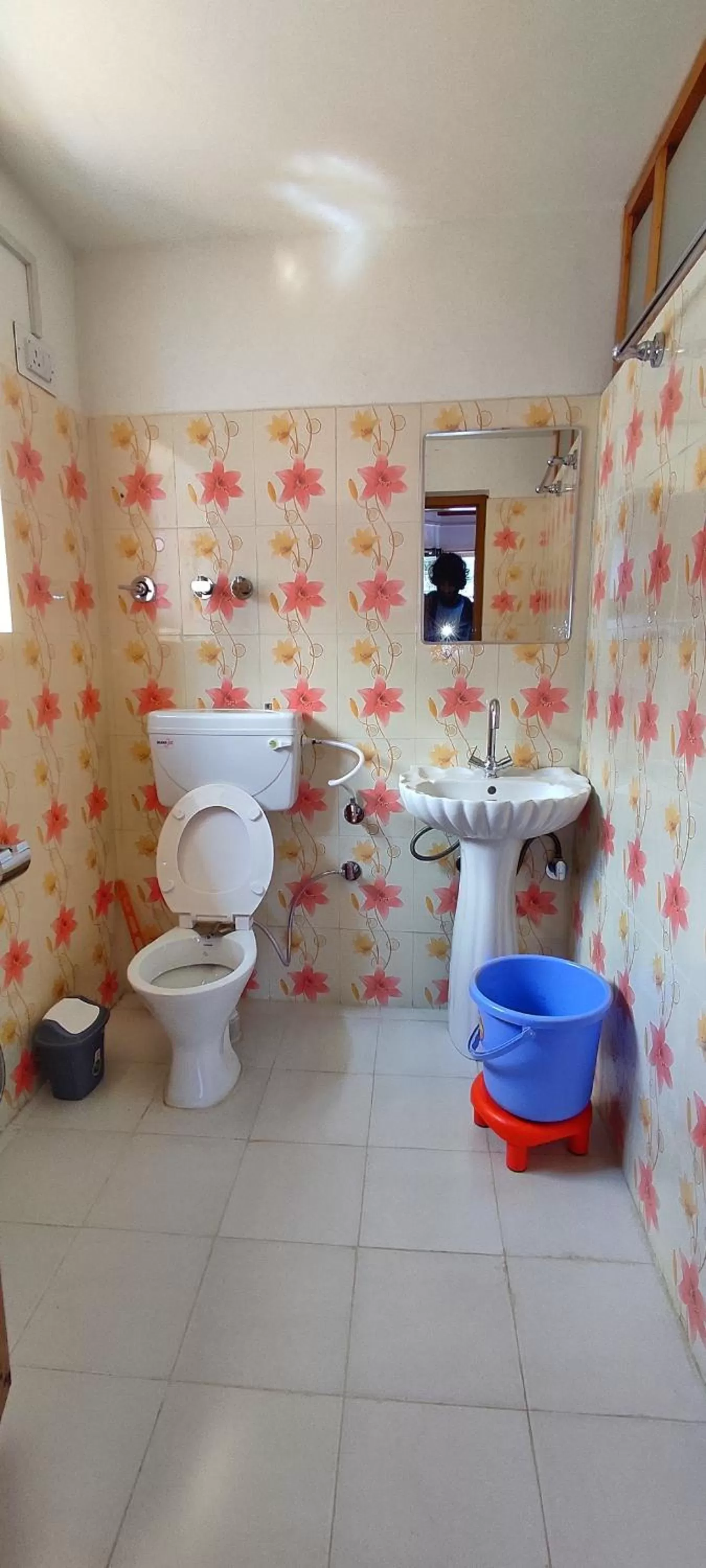 Toilet, Bathroom in Kolahoi Heights Guest House
