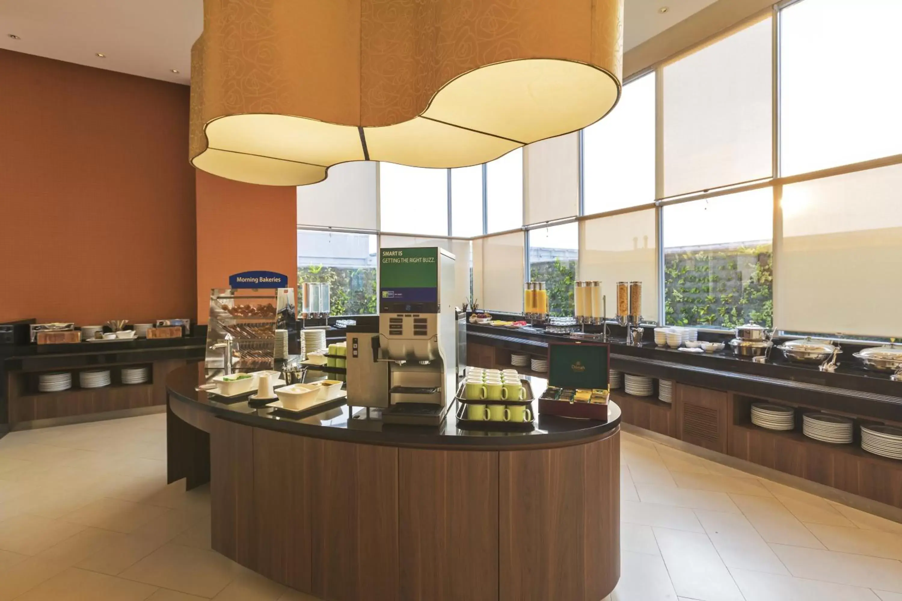 Restaurant/places to eat in Holiday Inn Express Jakarta Pluit Citygate by IHG Restaurant/places to eat in Holiday Inn Express Jakarta Pluit Citygate by IHG