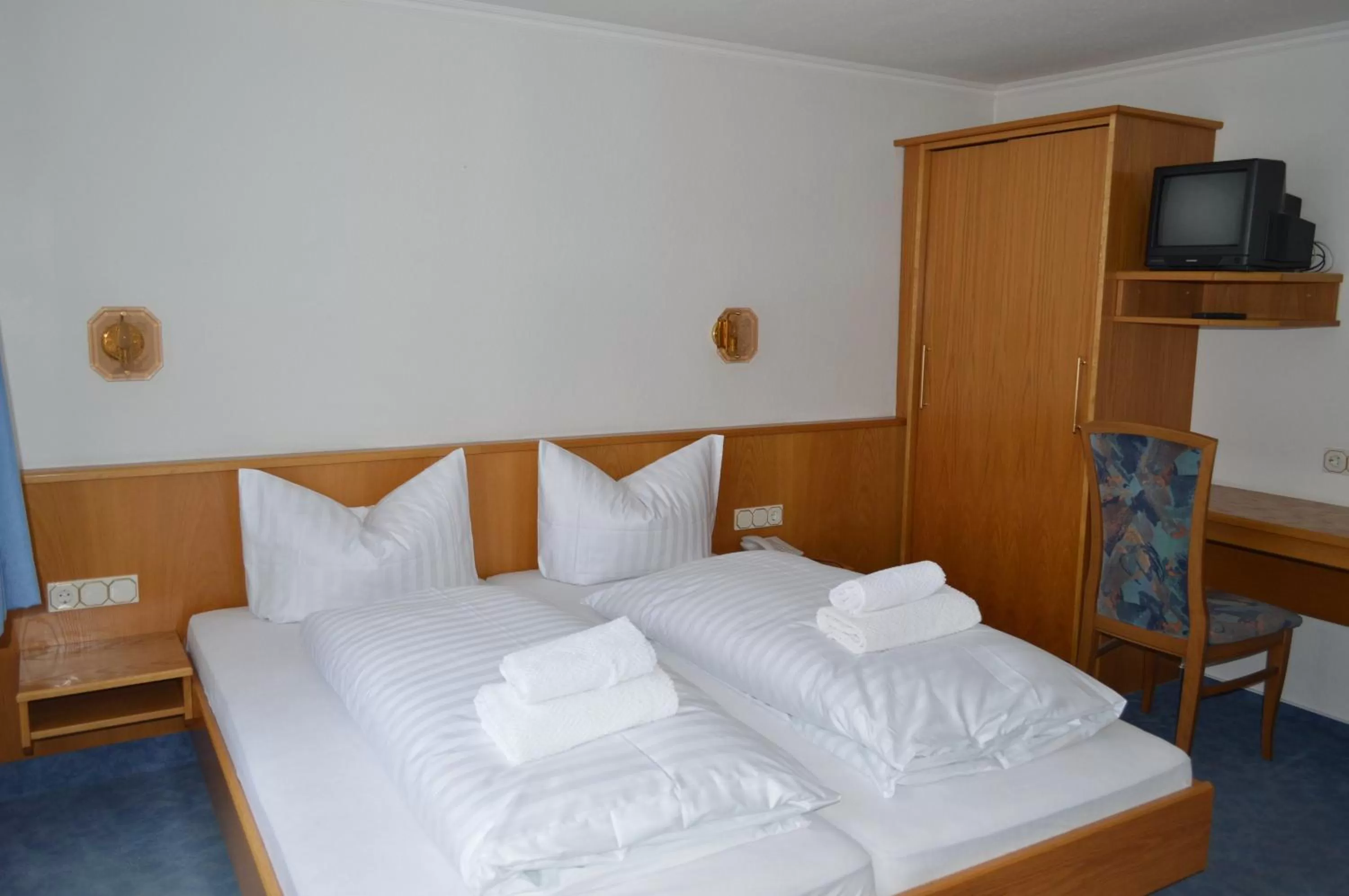 Bed in Gasthof Hotel Löwen