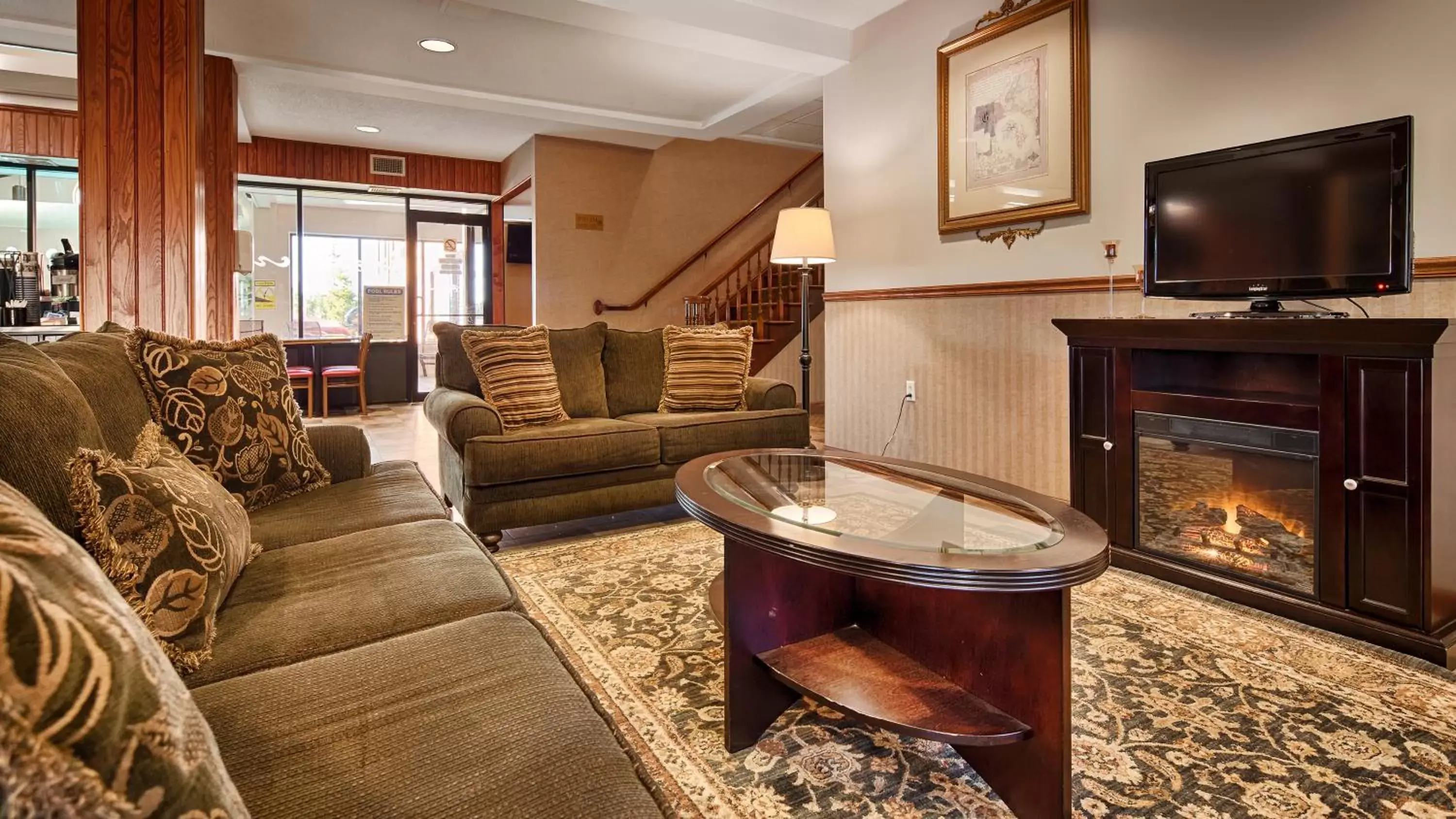 Lobby or reception, Lounge/Bar in Best Western Dunkirk & Fredonia Inn