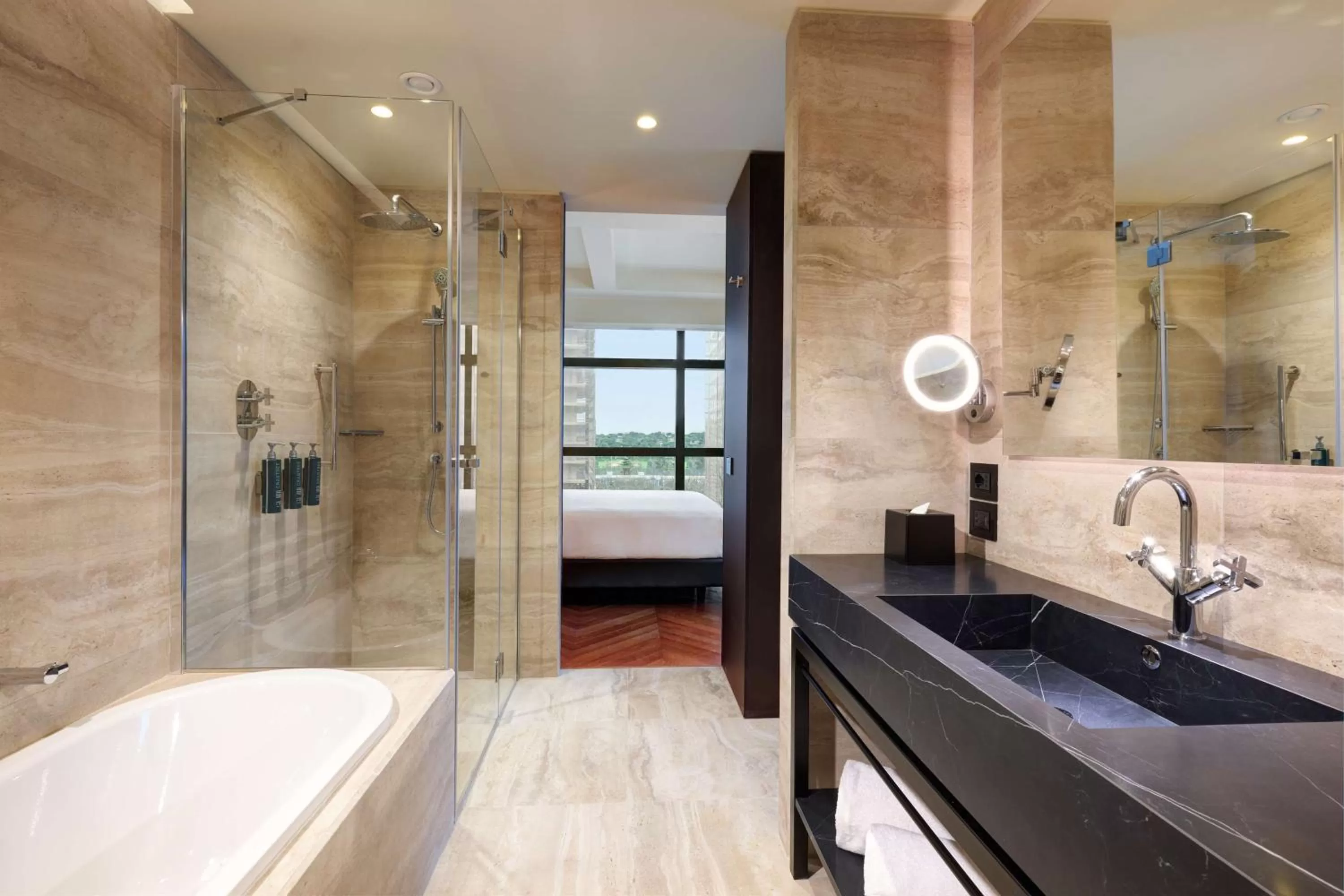 Bathroom in Hilton Rome Eur La Lama