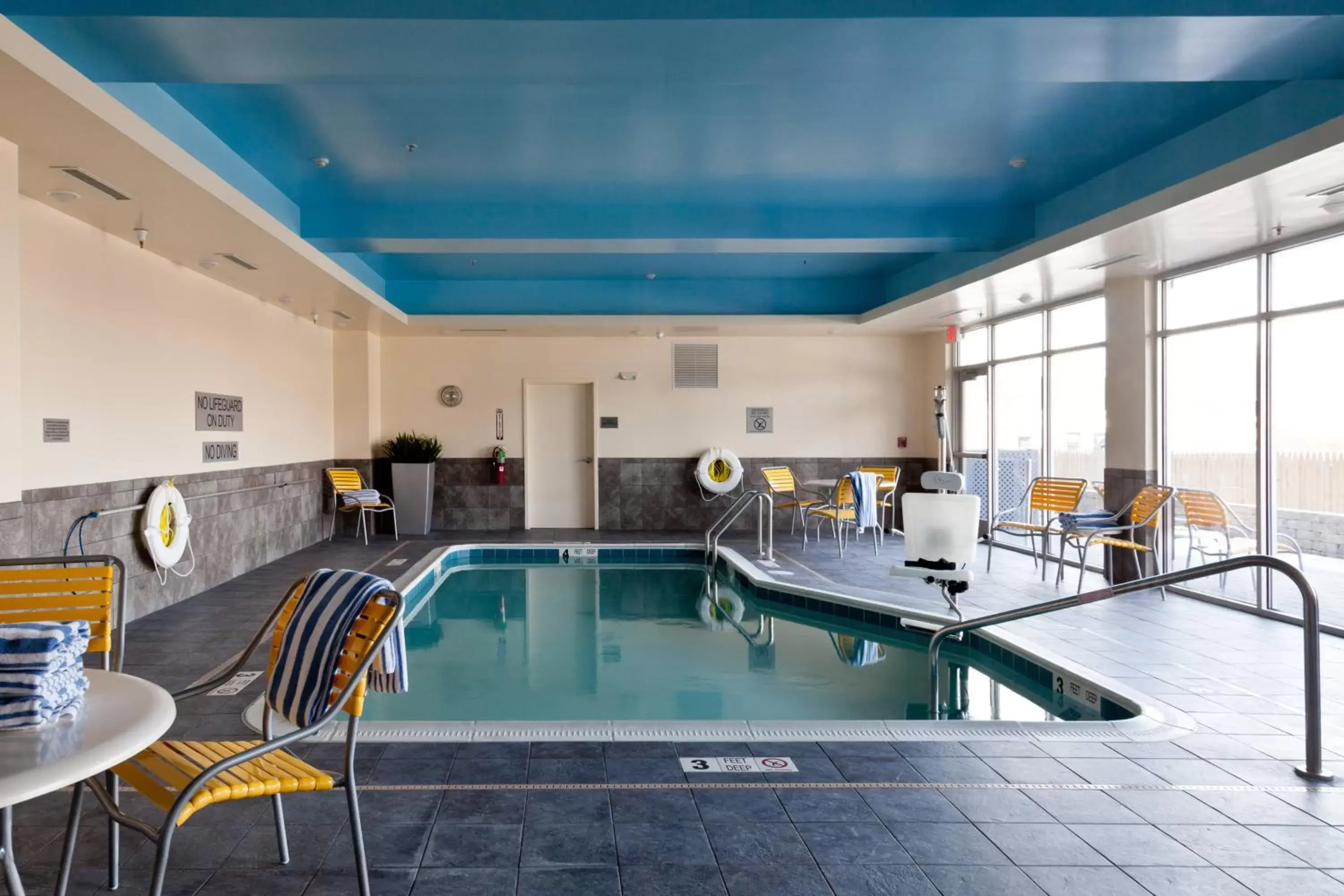 Swimming Pool in Fairfield Inn & Suites by Marriott Ithaca