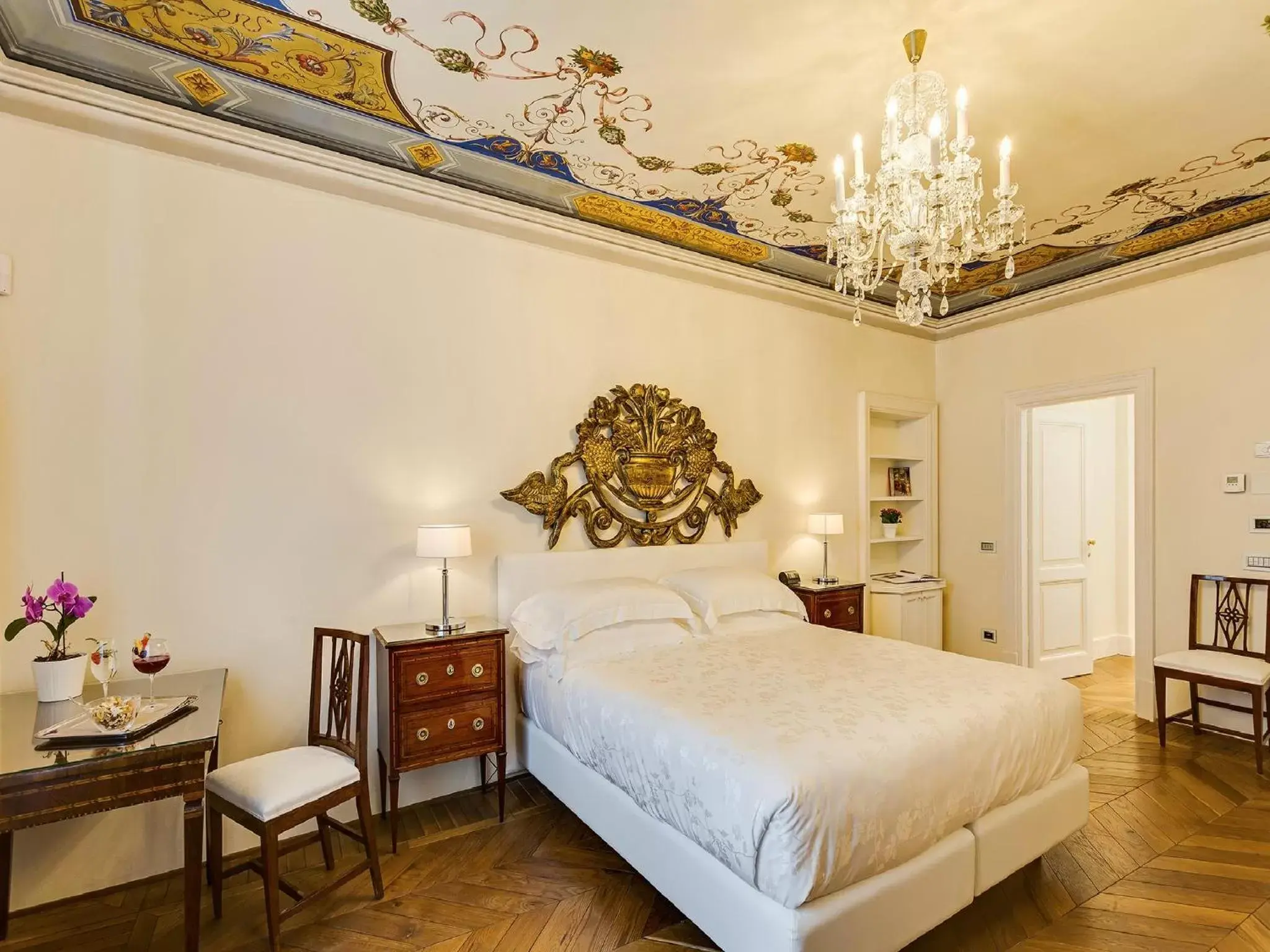 Photo of the whole room, Bed in Relais degli Angeli Residenza d'Epoca